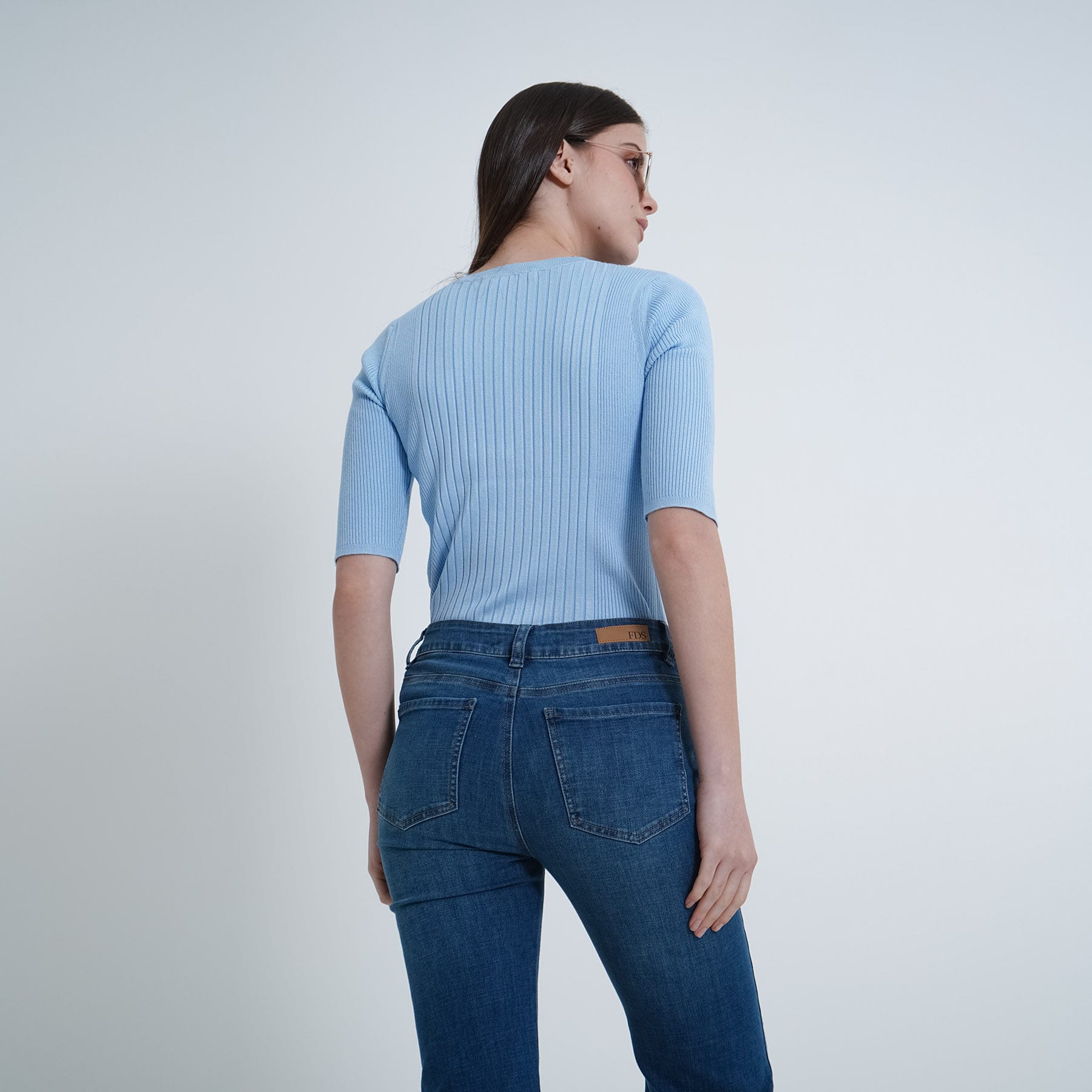 Sweater Cuello Redondo Manga Corta - imagen 12