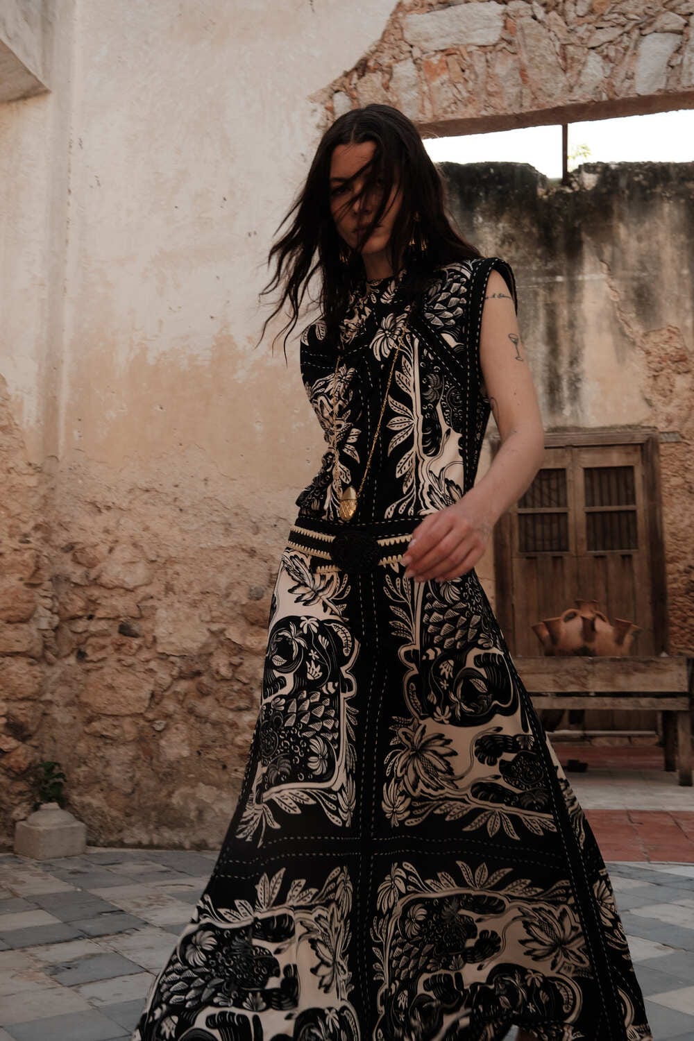 Old School Jaguar Dress - imagen 1