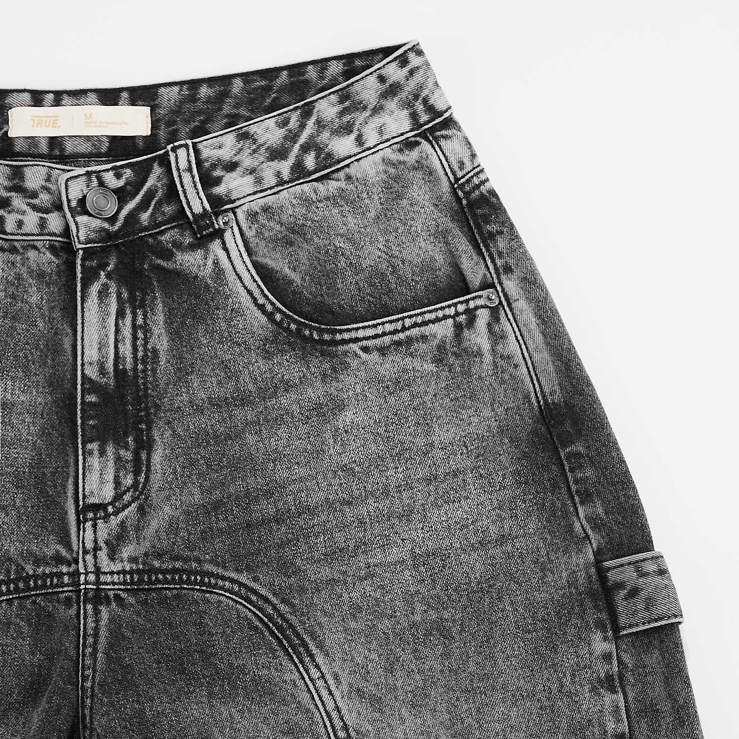 Slashed Denim Jorts - Black - imagen 7