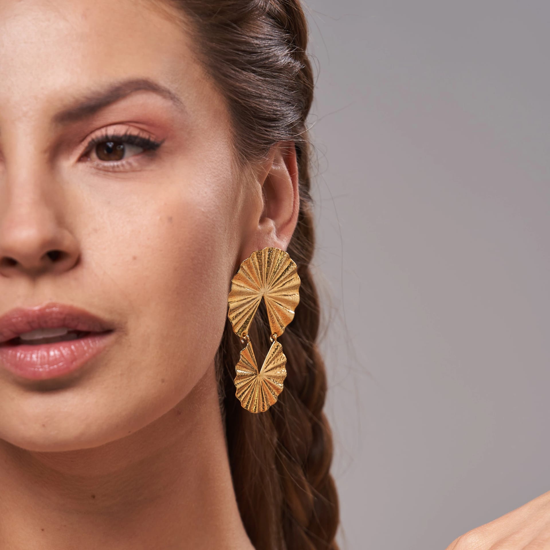 Solara Fan Earrings - imagen 2