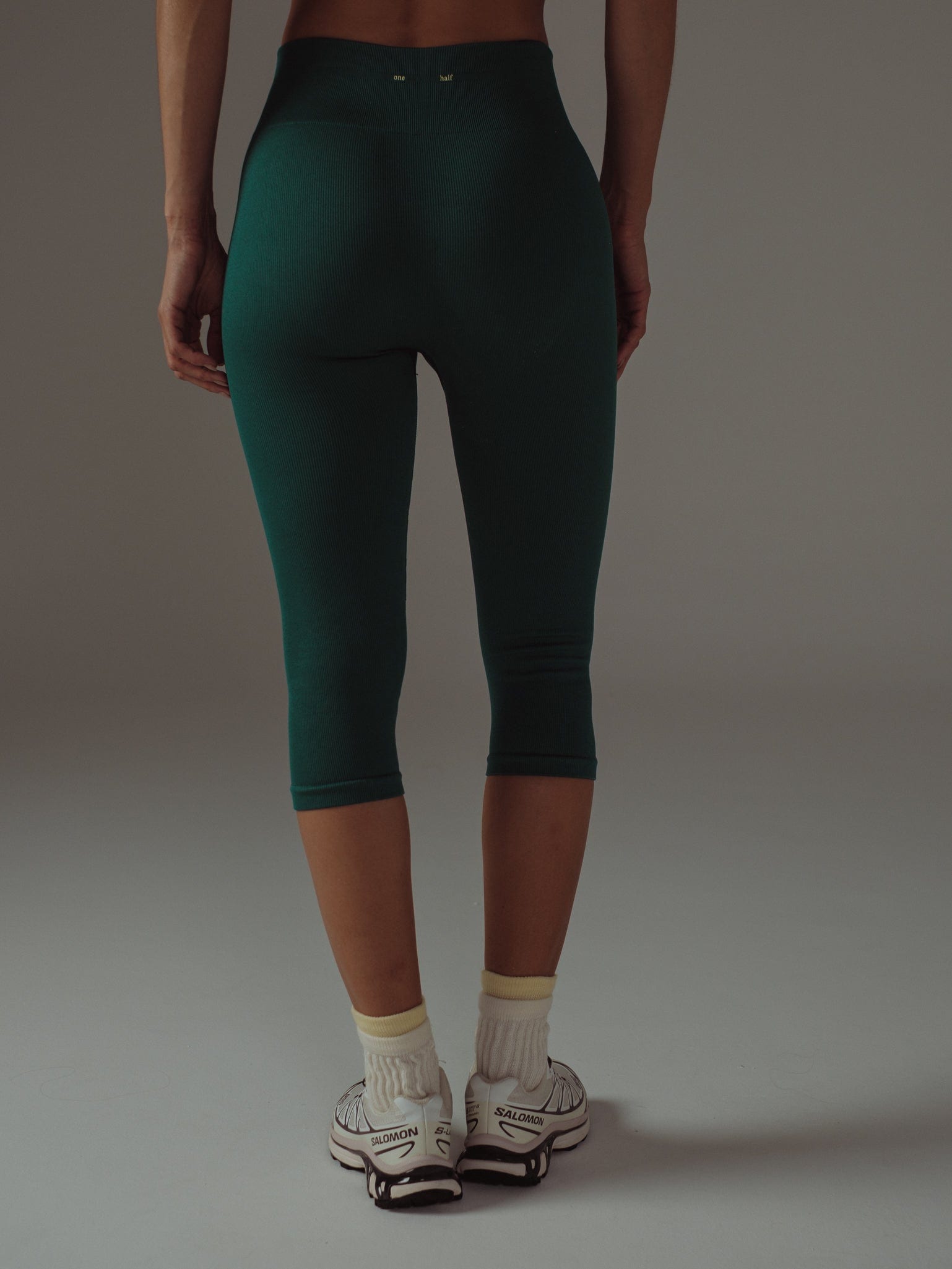 BOLD SEAMLESS CAPRI - PINE GREEN - imagen 8