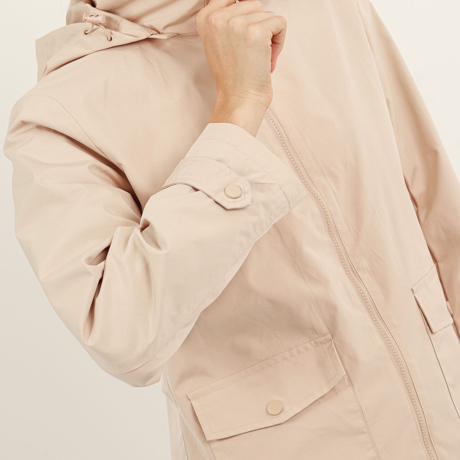 Chaqueta Ligera De Diseño Minimalista - imagen 2