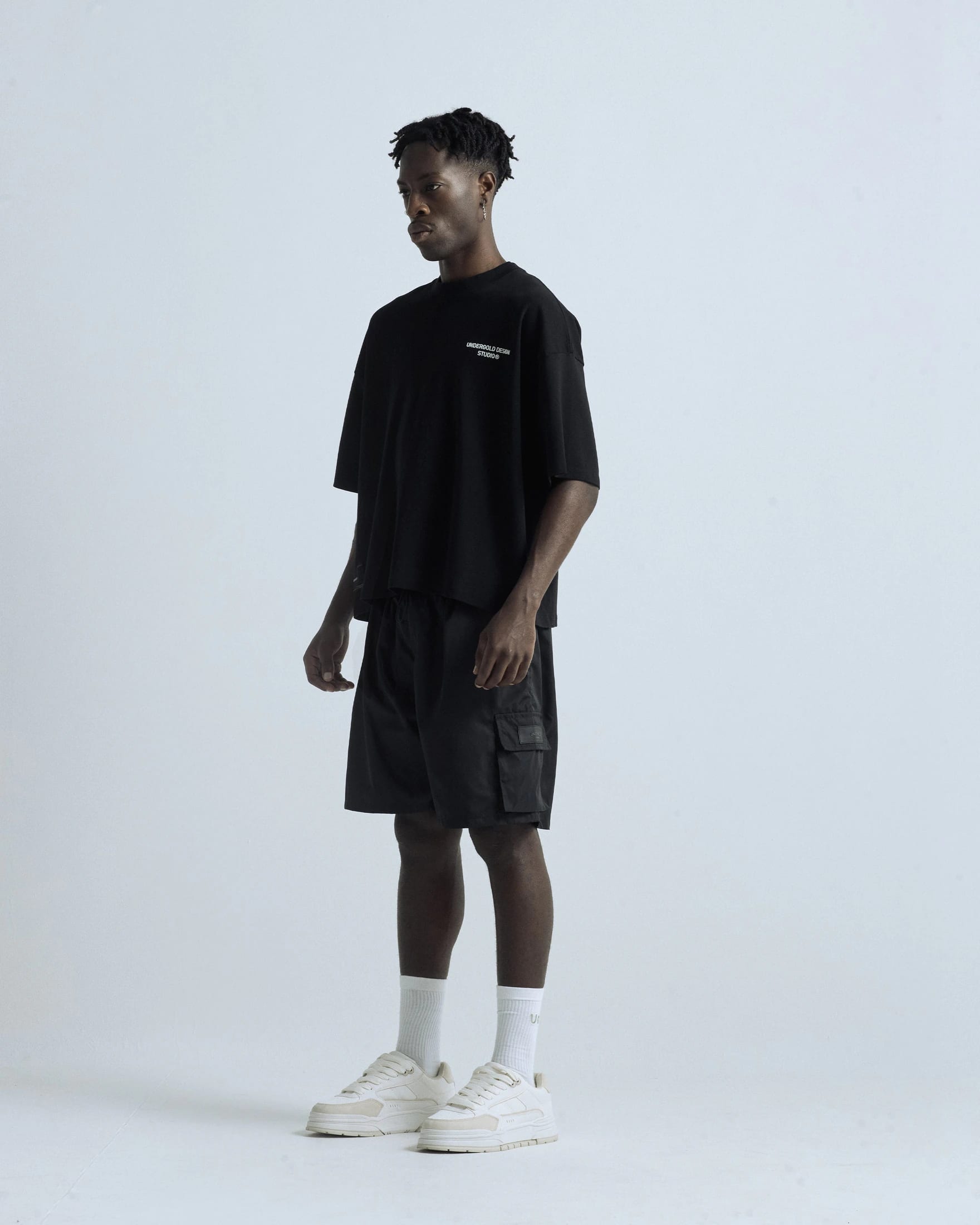 Basics Undergold Design Studio Boxy T-shirt Black - imagen 4