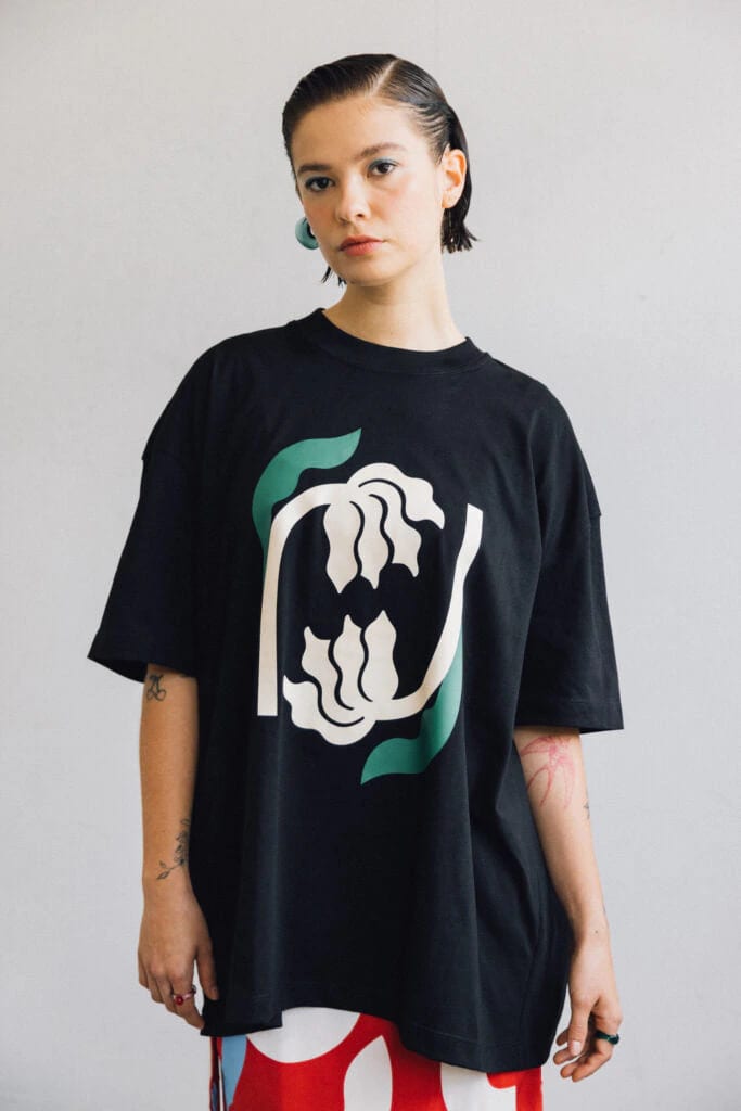 T-shirt Oversize Danza de Iris - imagen 5