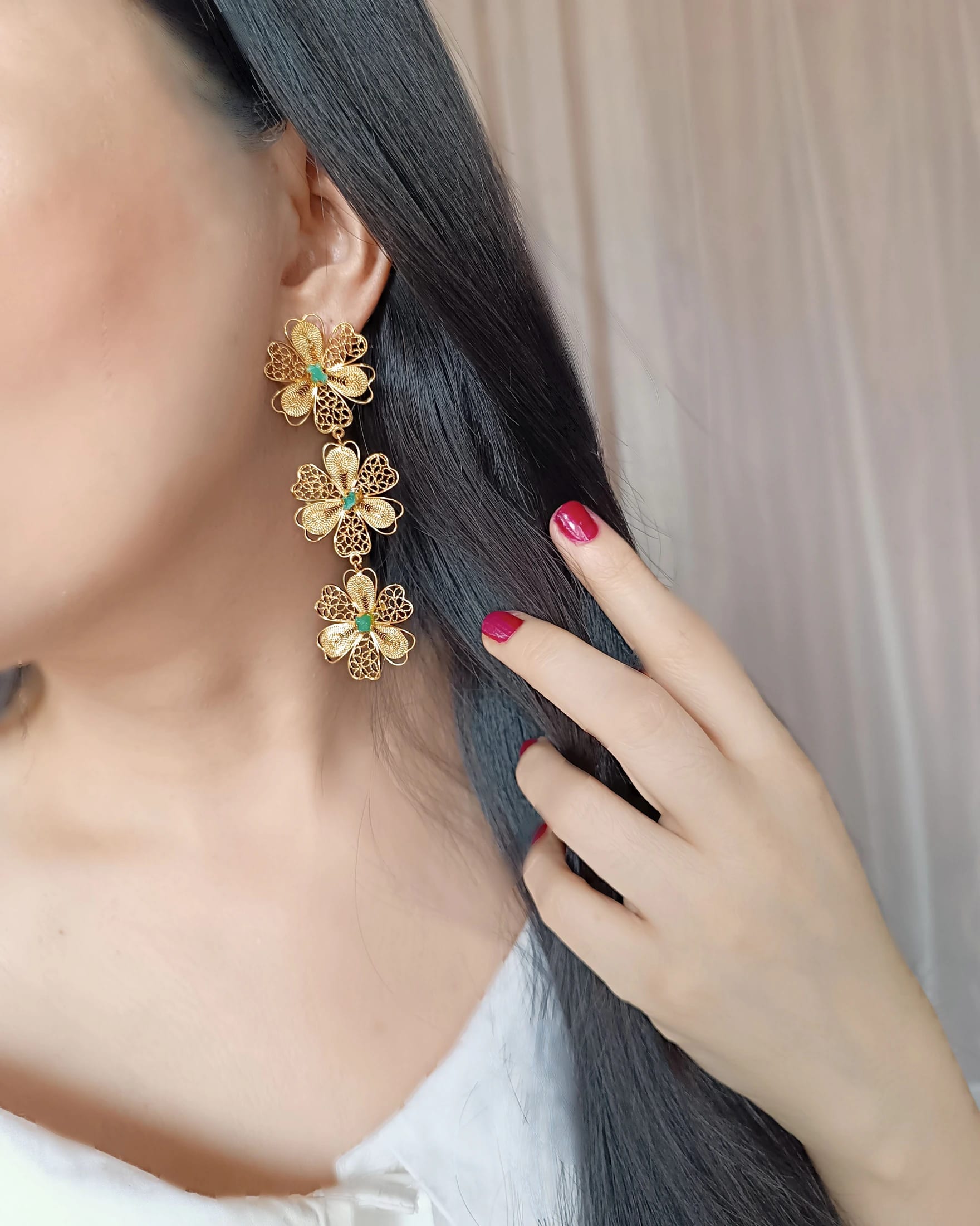 Aretes triple flor Carmelita - imagen 4