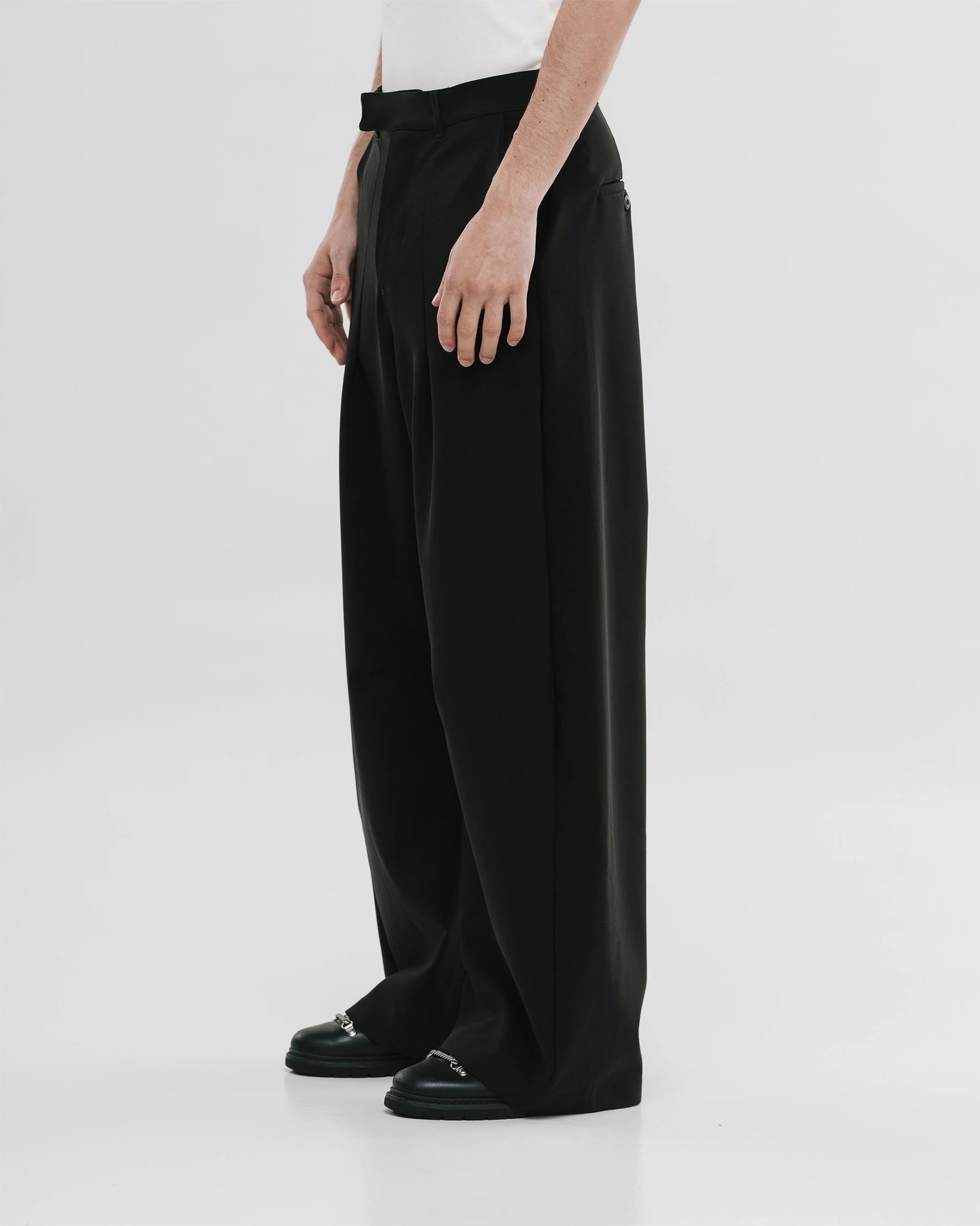Barrel Fit Trousers - Negro - imagen 3