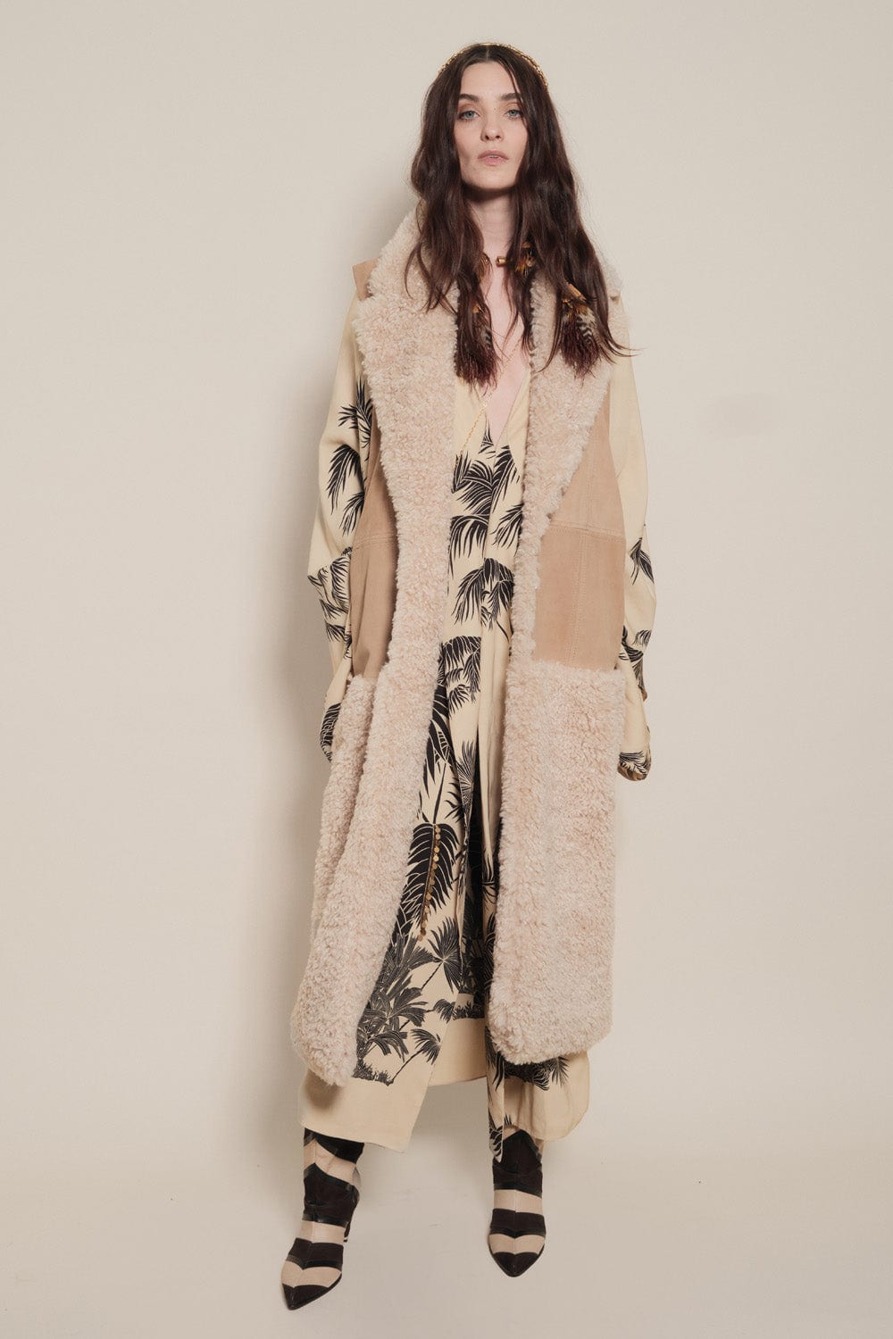 Socially Unconventional Vest - imagen 2