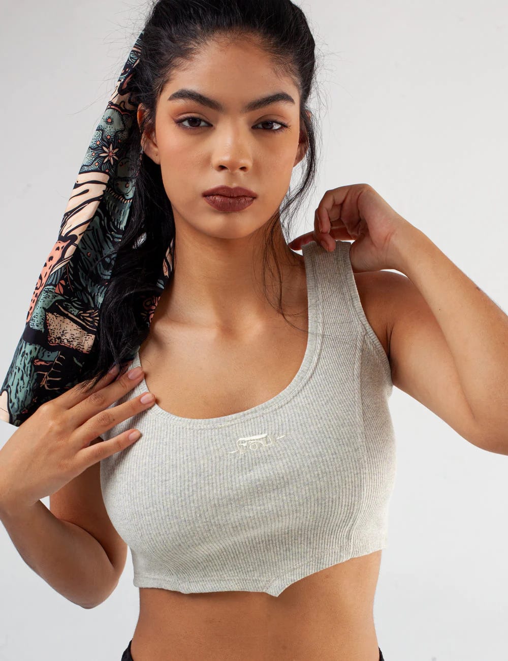 Crop Top Sisa Caribbean beige Mujer - imagen 7