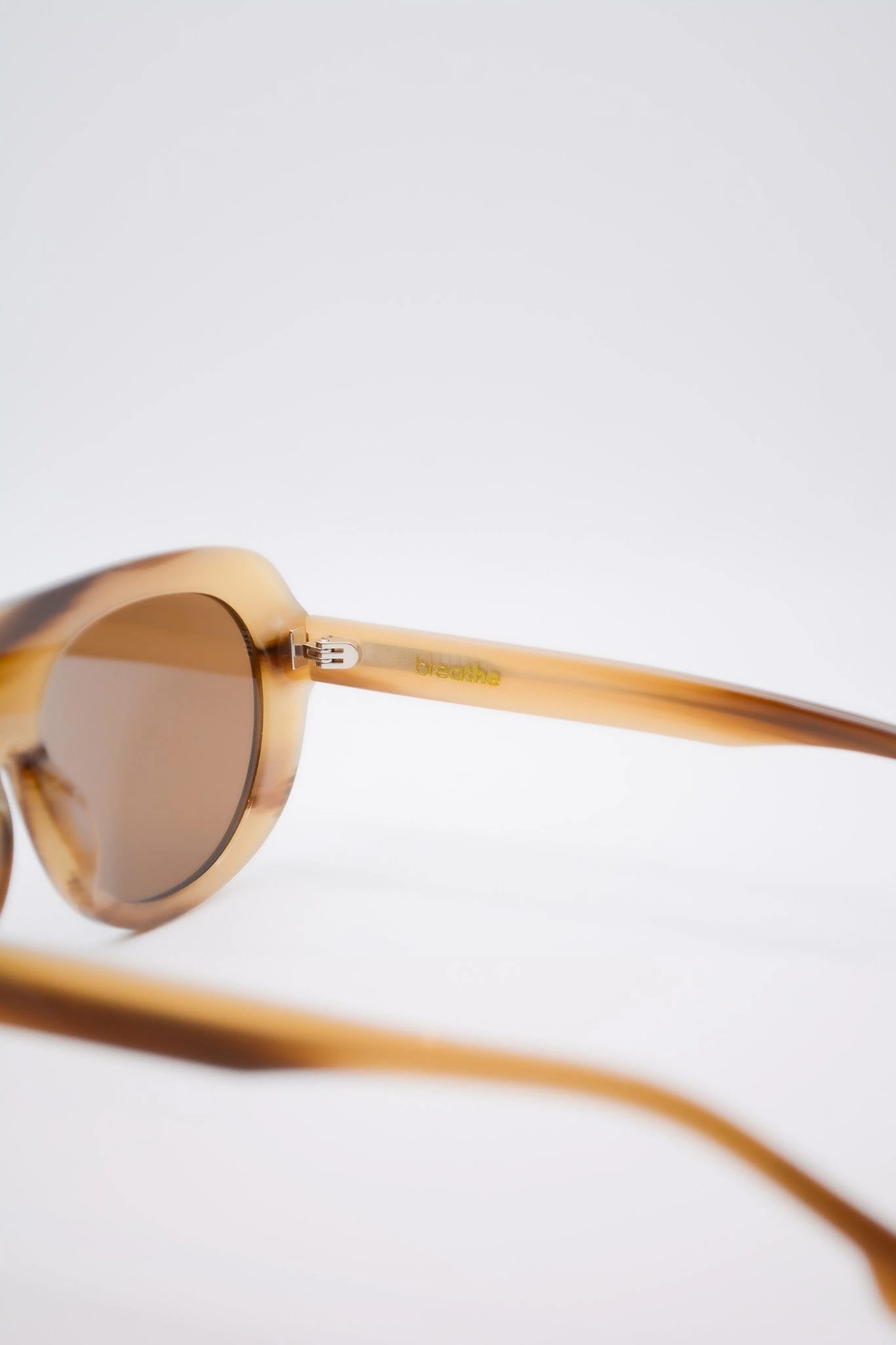 gafas de sol seventy6 almendra - imagen 4