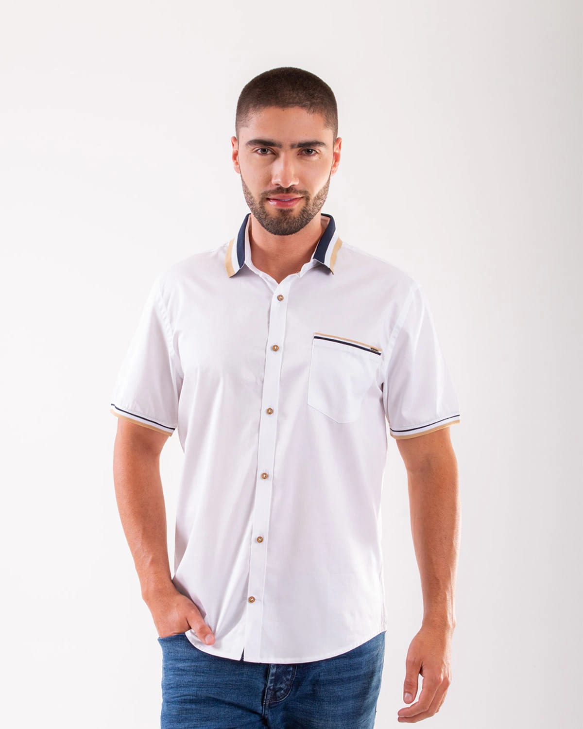Camisa blanca manga corta para hombre - imagen 22