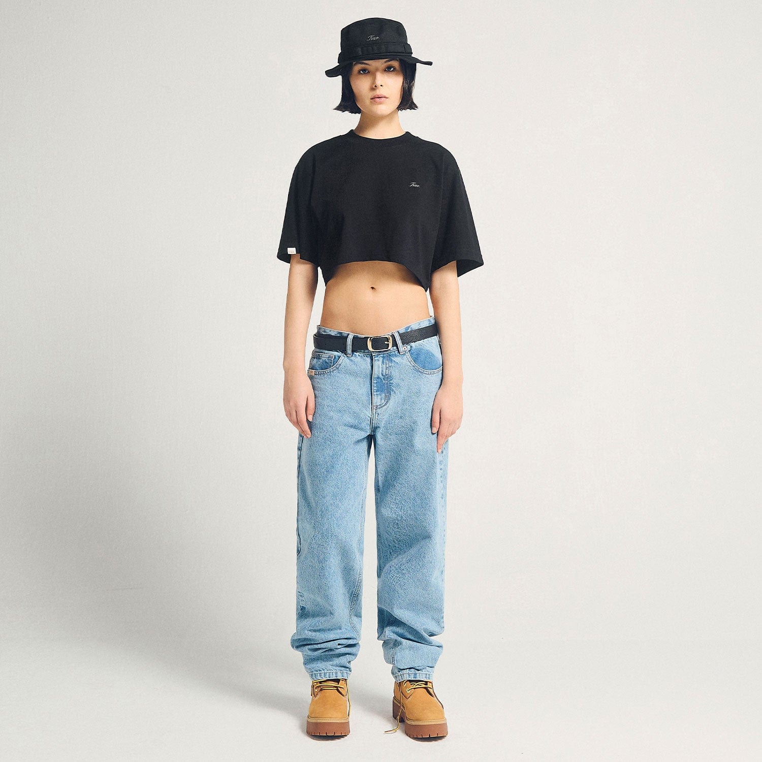 Signature Crop Top - Black - imagen 3