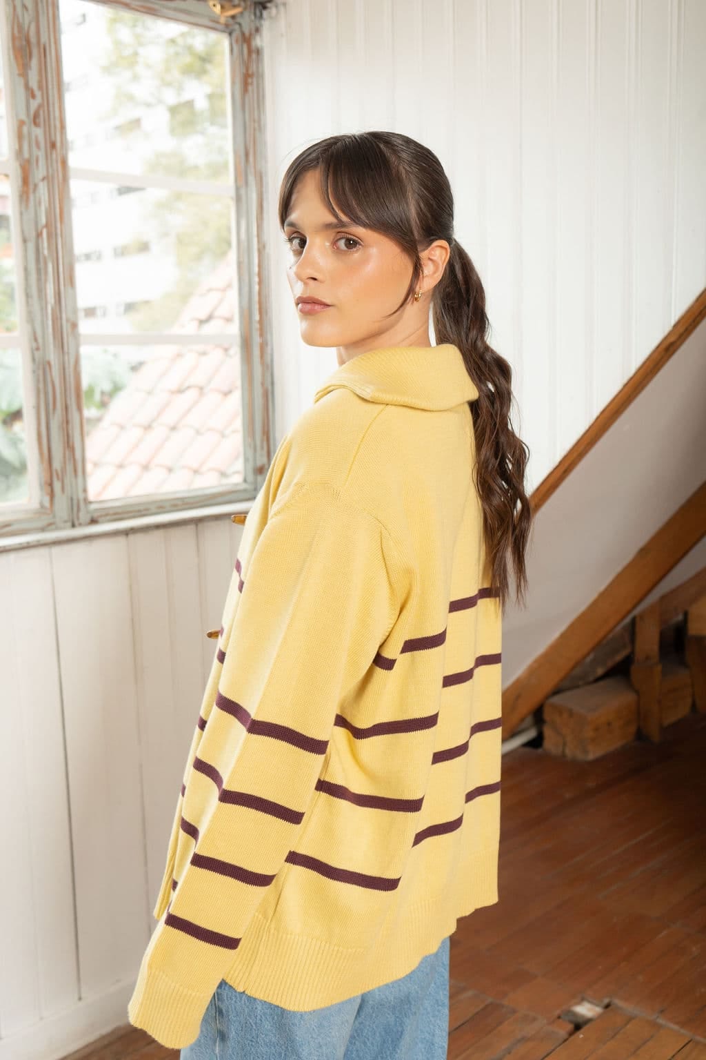 Sweater Botones Madera Amarillo - imagen 6