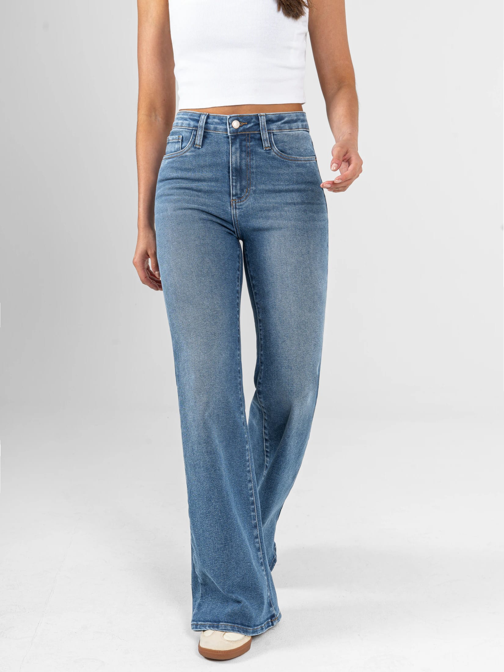 Ref: 066434 Jean flare stretch, bota ancha, tiro alto, tono azul medio - imagen 3