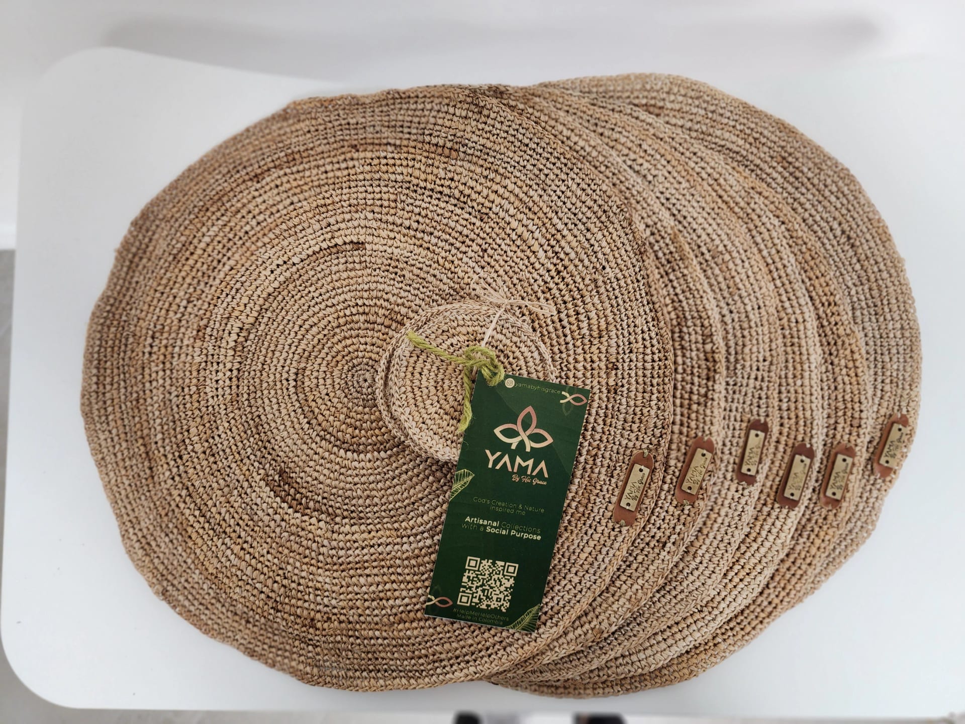 Banana Tree Fiber Placemat Set with Coasters - imagen 4