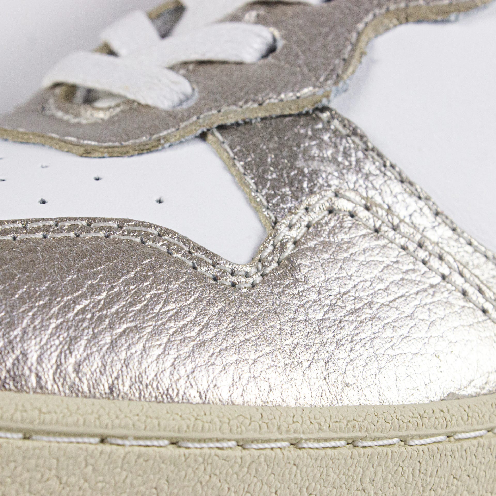 "NIEVES" TENIS  en CUERO - imagen 4