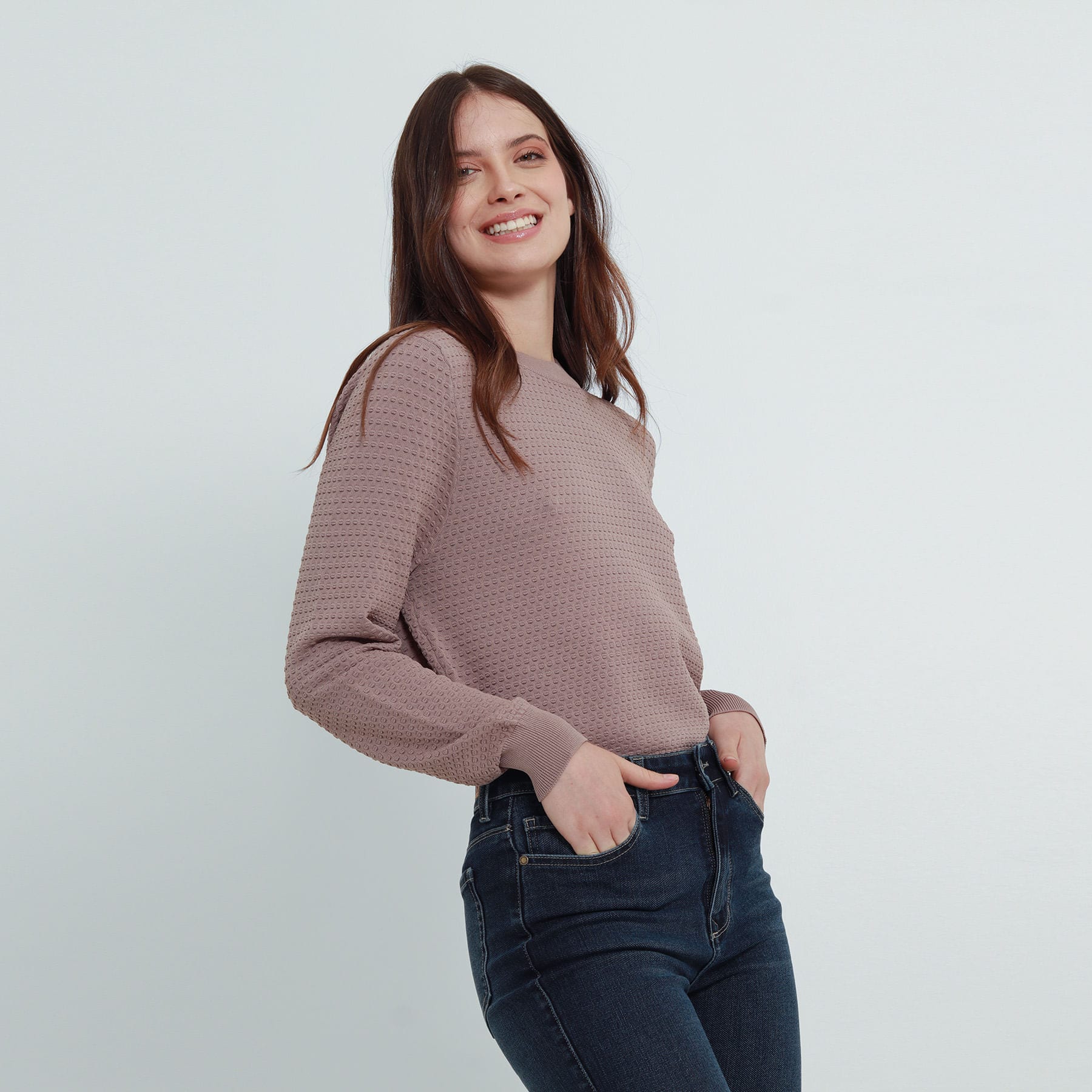 Sweater tejido texturizado cuello redondo manga larga - imagen 4