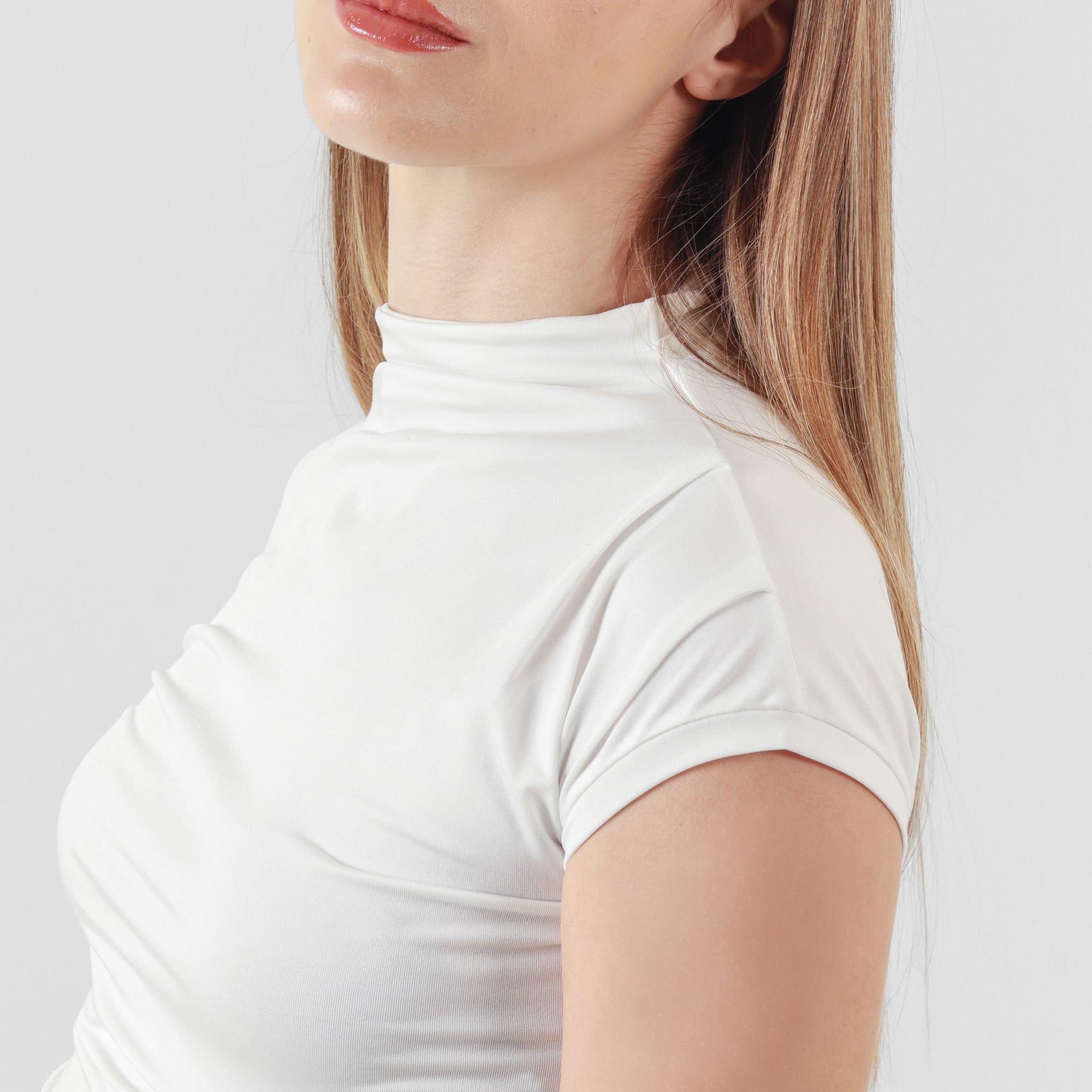 Camiseta Cuello Alto Manga Sisa - imagen 2