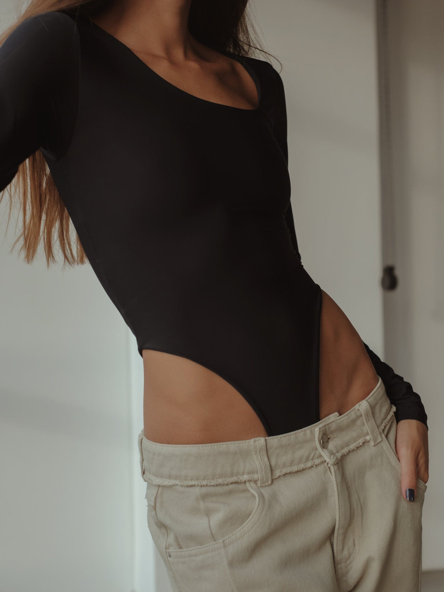 OPEN CURVE BODYSUIT - BLACK - imagen 3