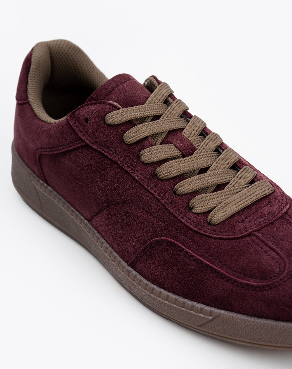 Tenis casuales tipo gamuza vinotinto hombre - imagen 7