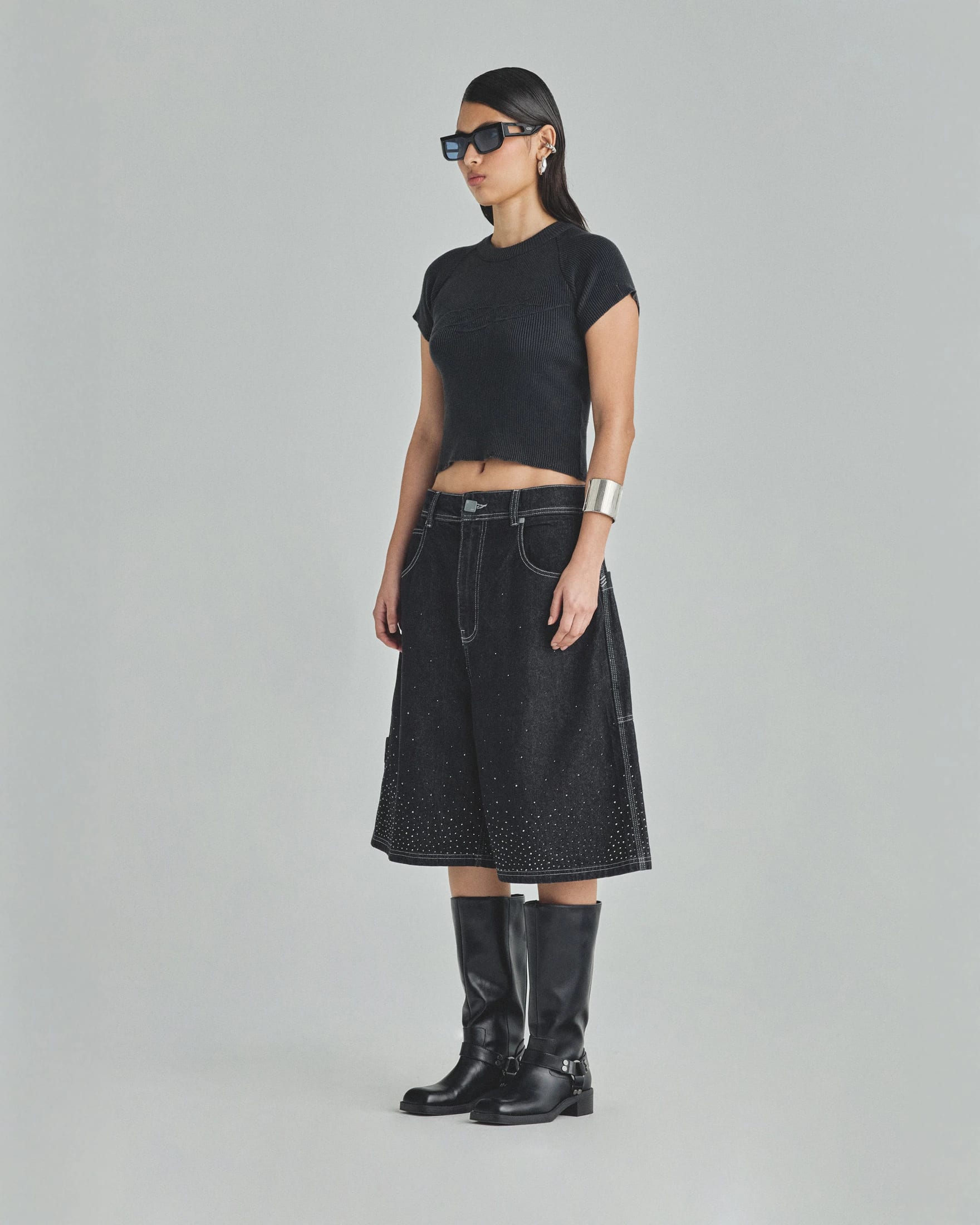 W Basics UNDRGLD Jorts Black - imagen 5