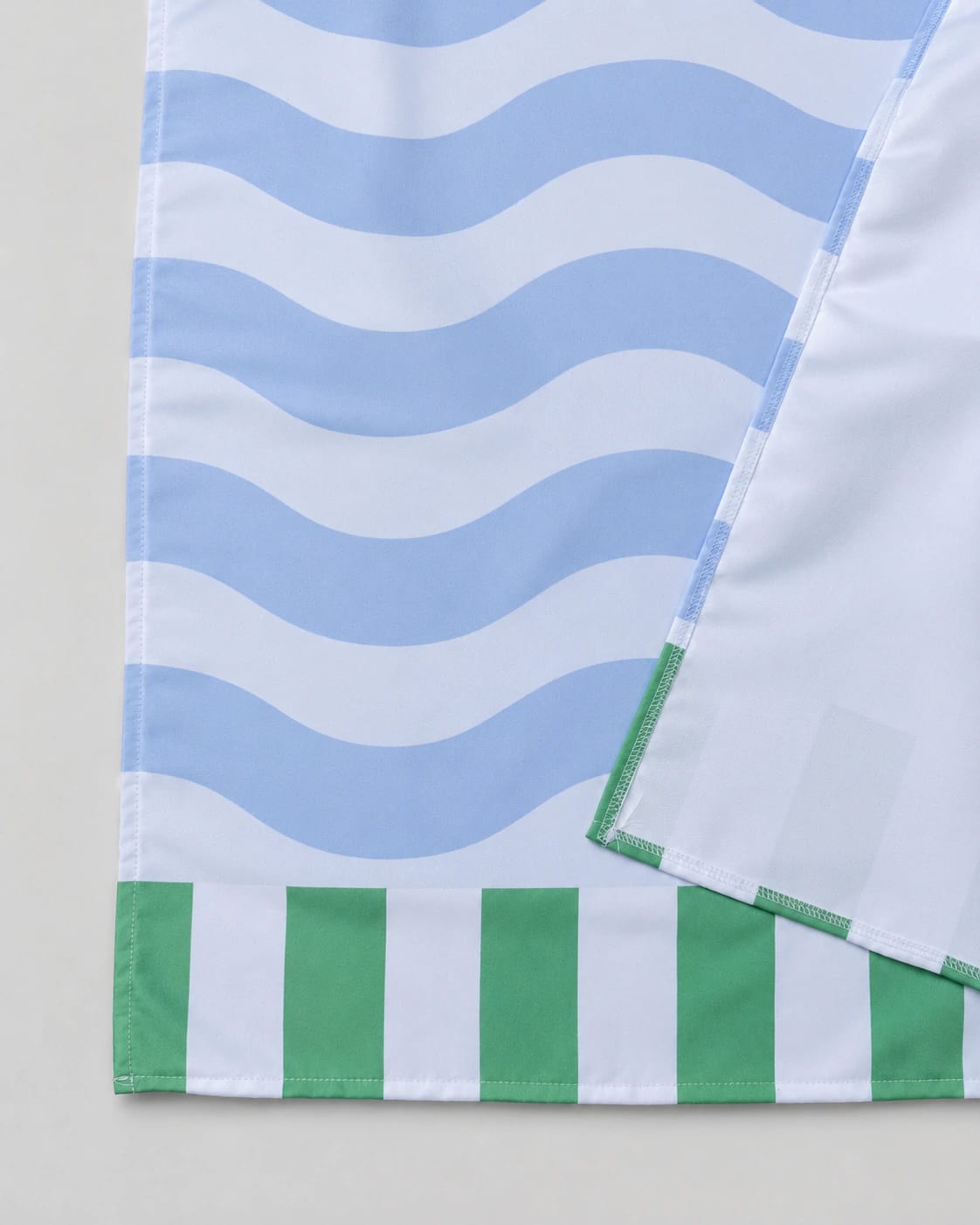 Toalla Estampada Ondas Azul - imagen 2