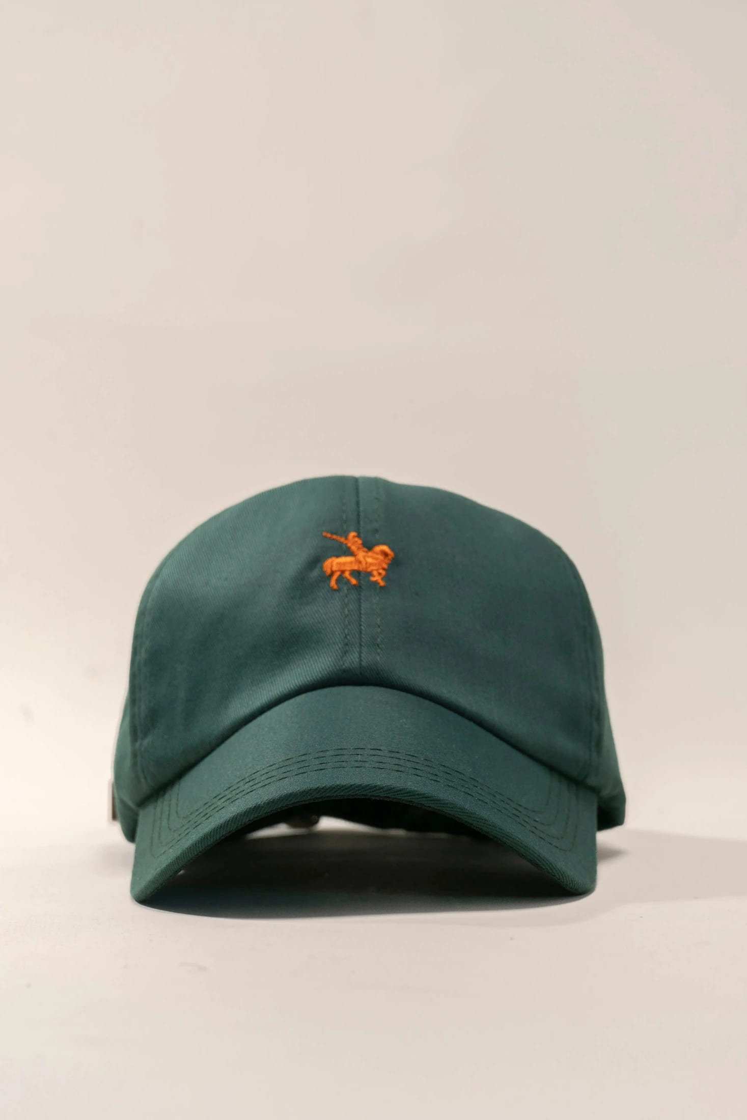 Gorra Basic Verde Oscuro Bordado Naranja - imagen 2