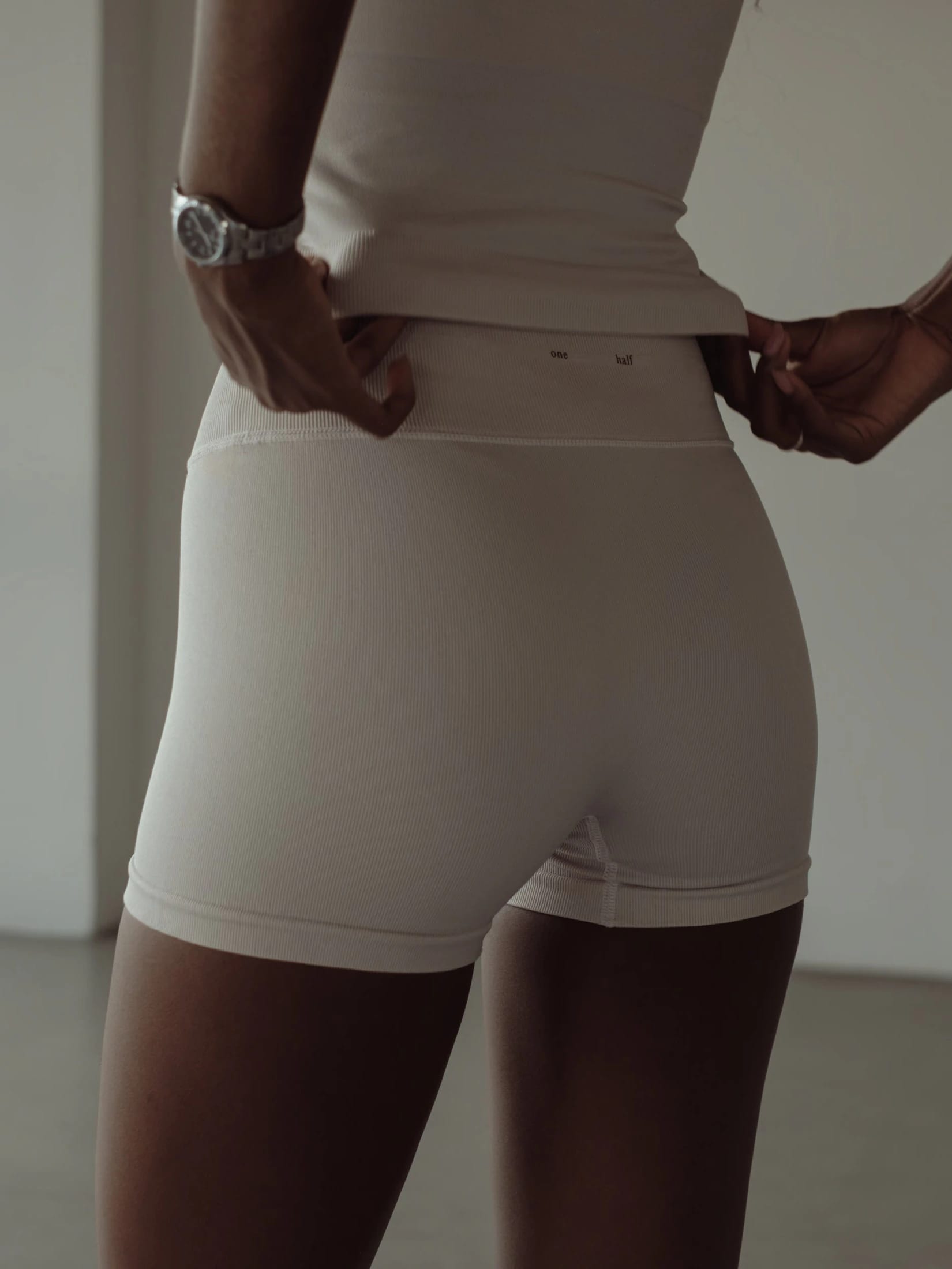 SHAPER SEAMLESS MINI SHORT - NATURAL - imagen 10