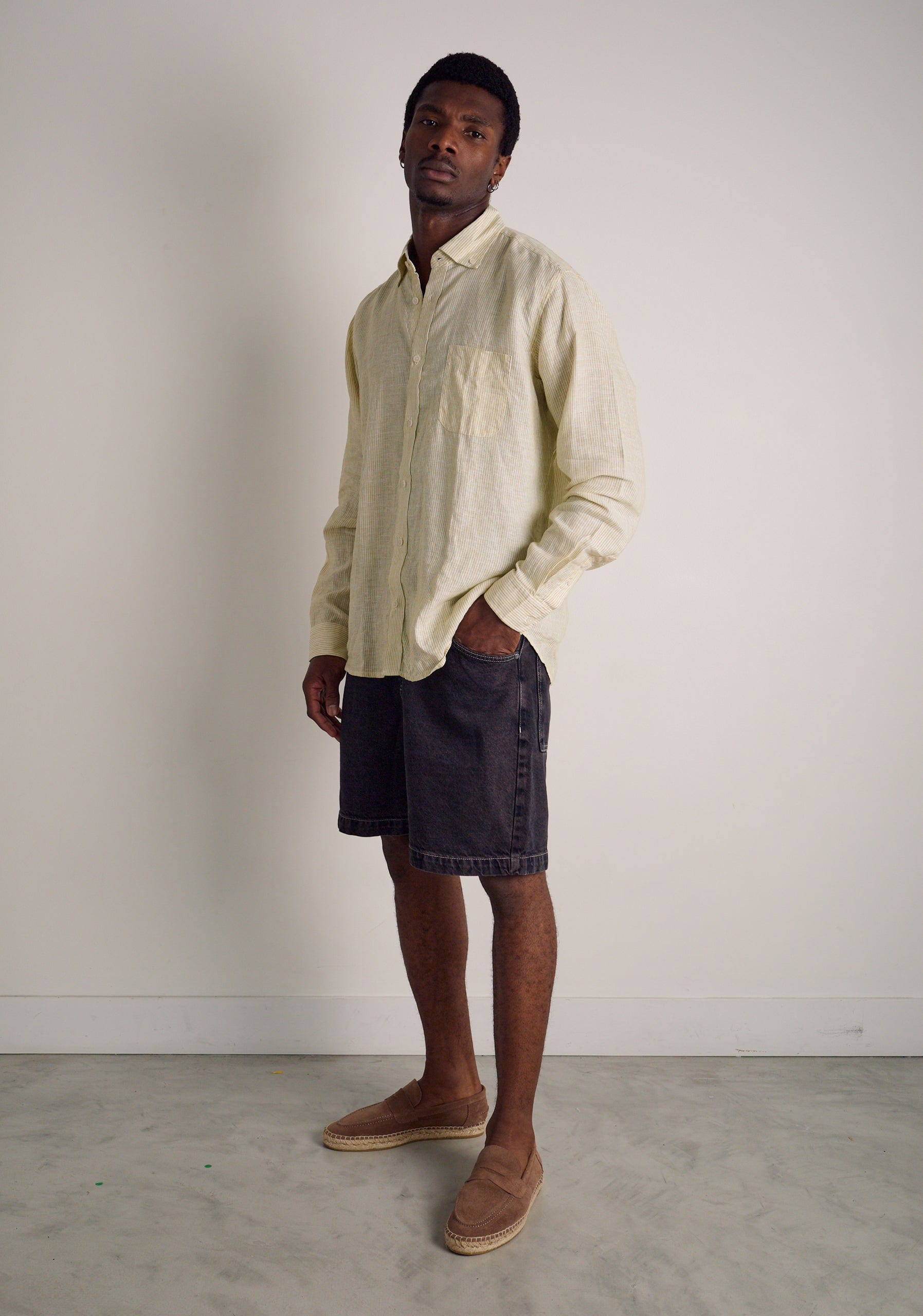 Camisa H CBD Lino Rayas Verde Med - Blanco - imagen 2