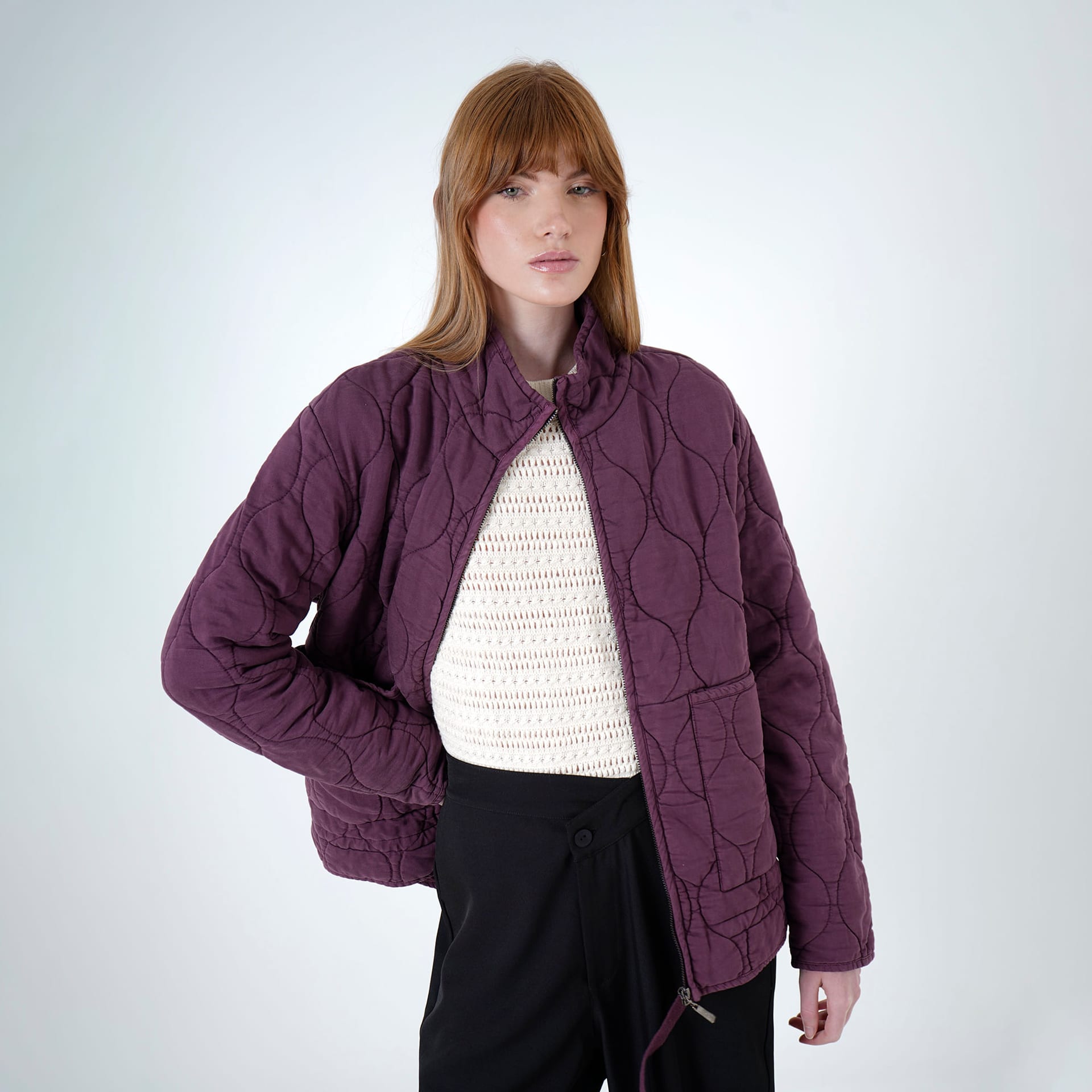 Chaqueta acolchada manga larga cuello alto con bolsillos de parche - imagen 3