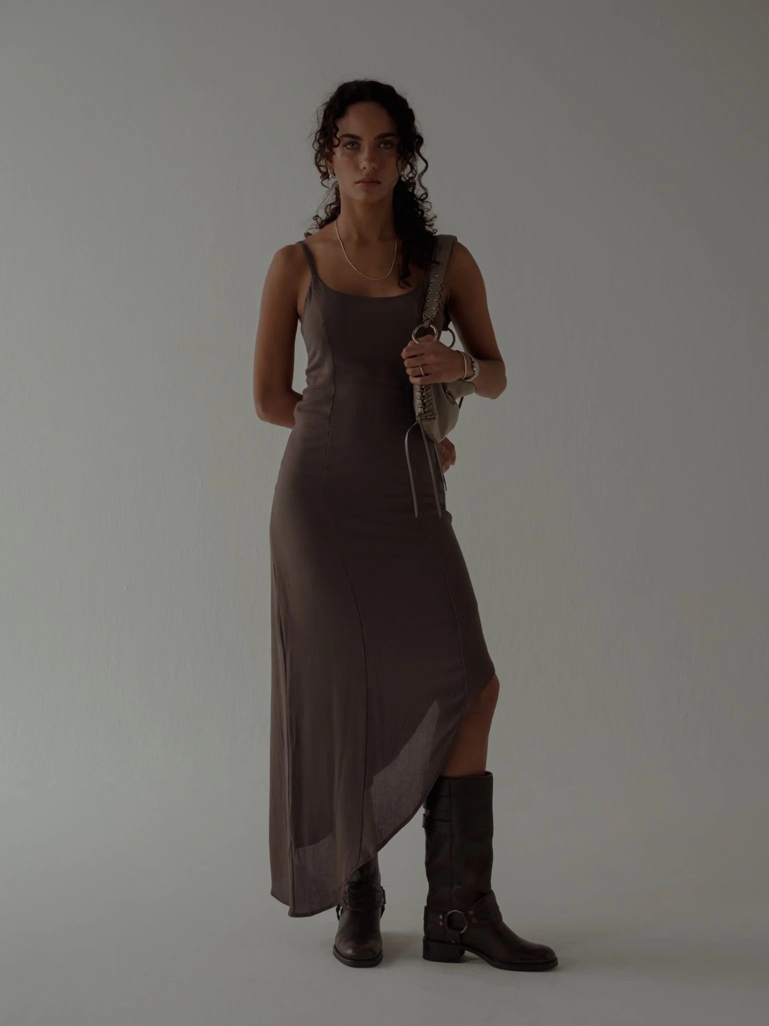 THE MINIMAL DRESS - ESPRESSO - imagen 1