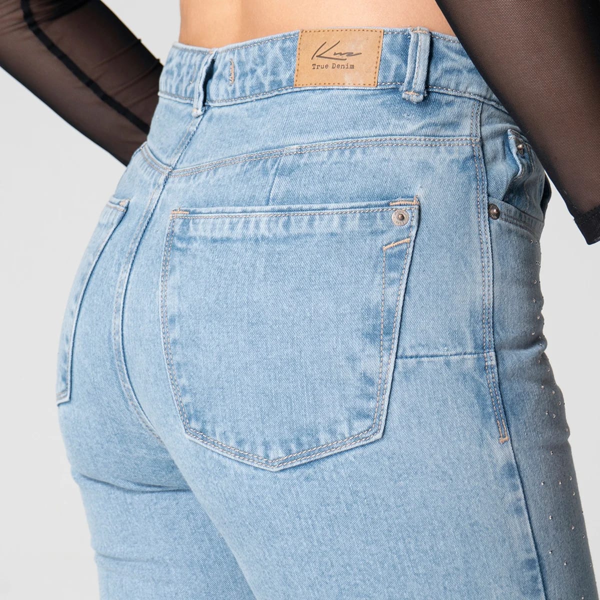 Jean Mom Fit Desires - imagen 6