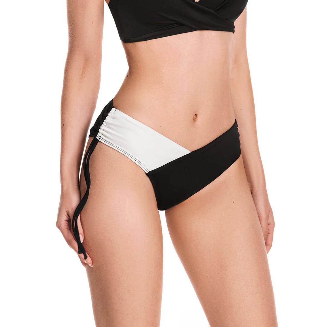 PANTY DE VESTIDO DE BAÑO CON CORTE DELANTERO - imagen 3