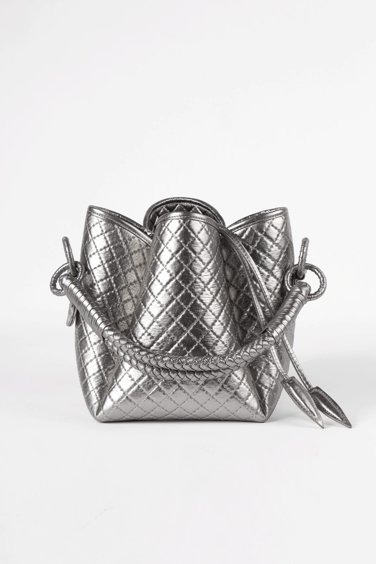 Tulip Bucket Bag, Titanium. Limited Edition - imagen 1