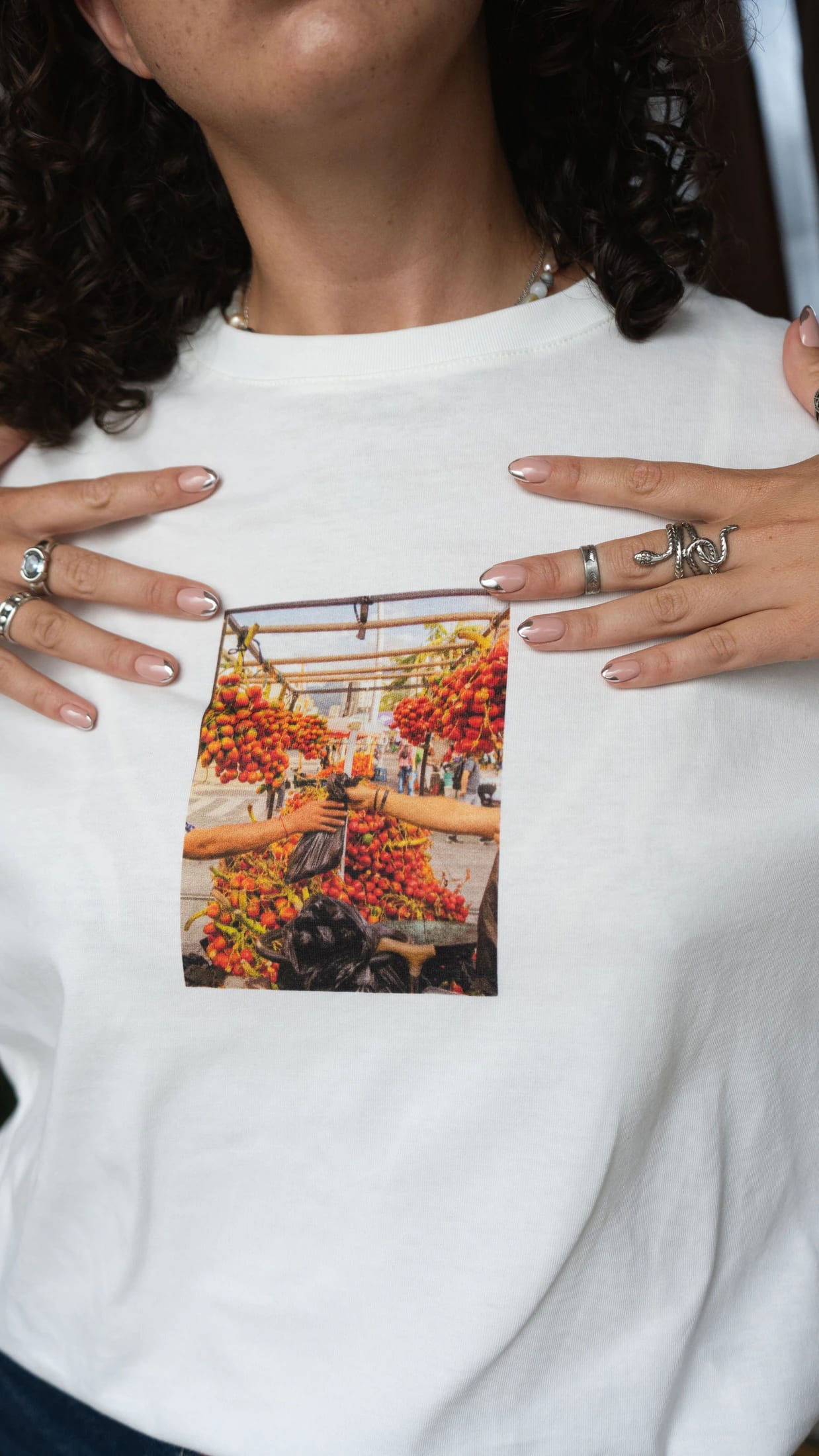 Camiseta Oversized Chontaduro Maduro - imagen 2