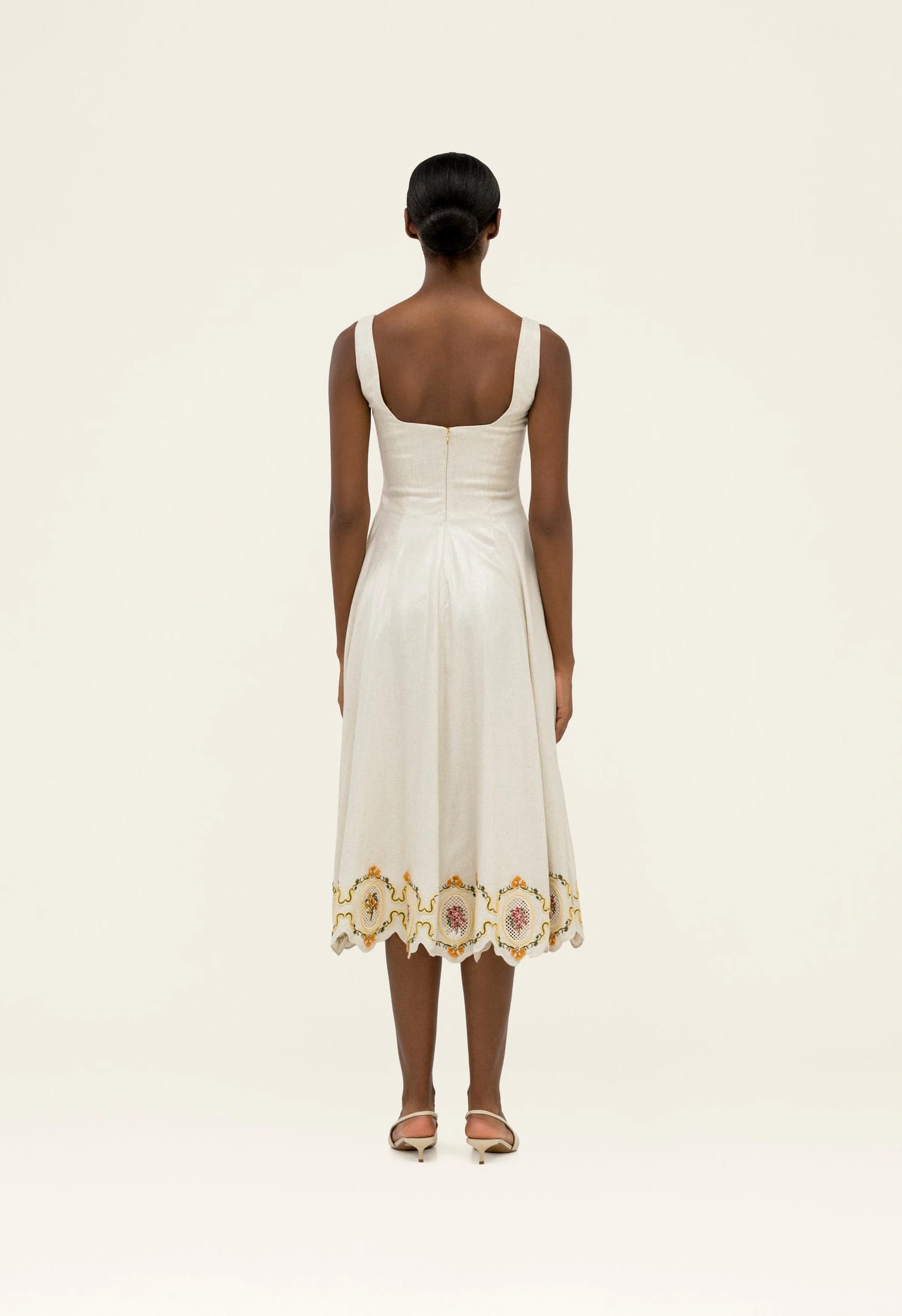 Pistilo Cordillera Midi Dress - imagen 4