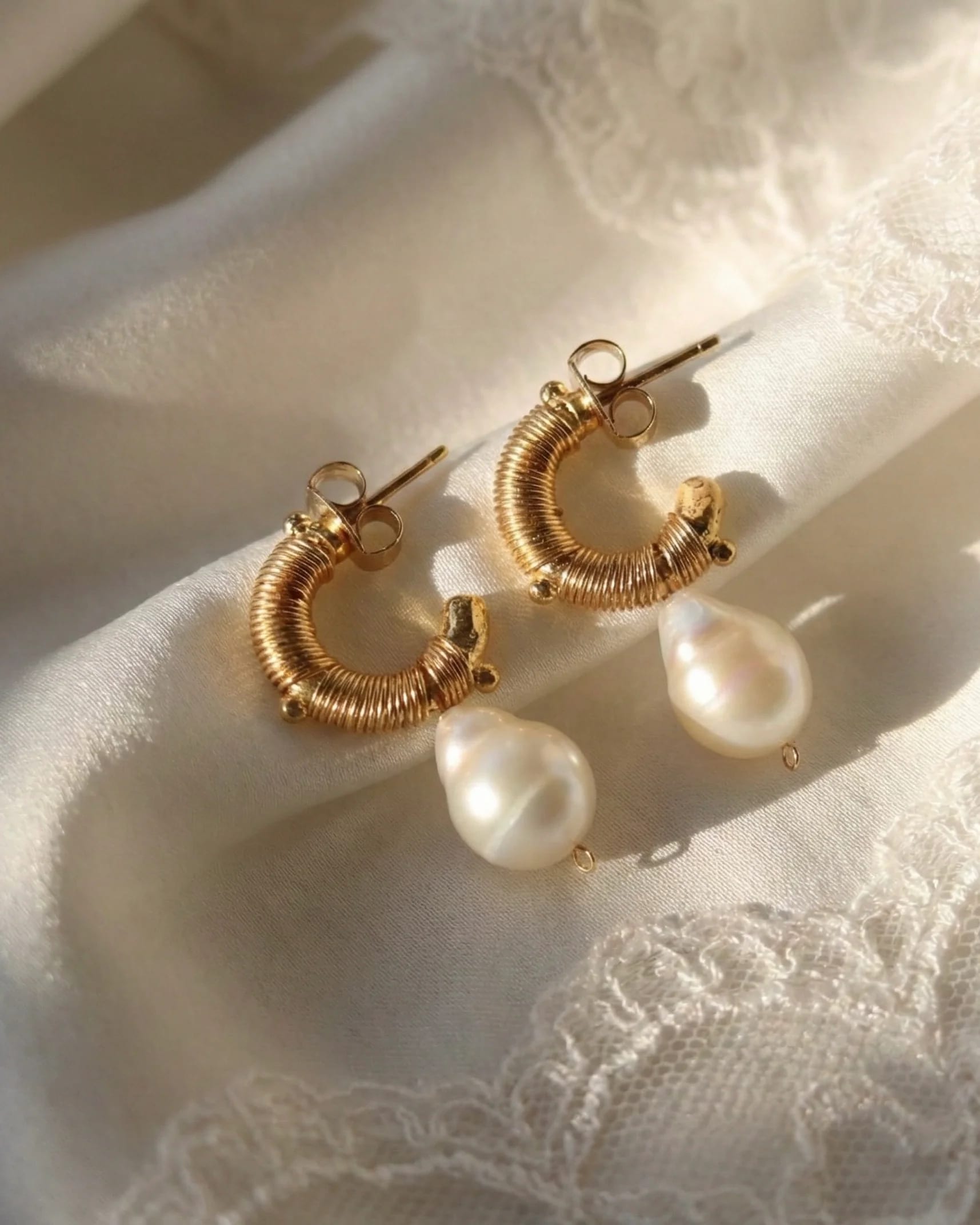 Faro Pearl Mini Hoops - imagen 3