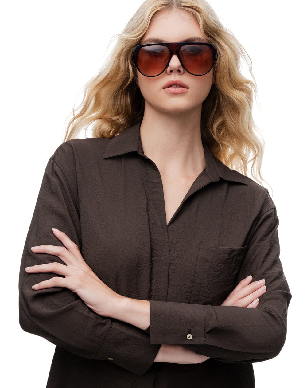 Camisa regular manga larga chocolate mujer - imagen 4