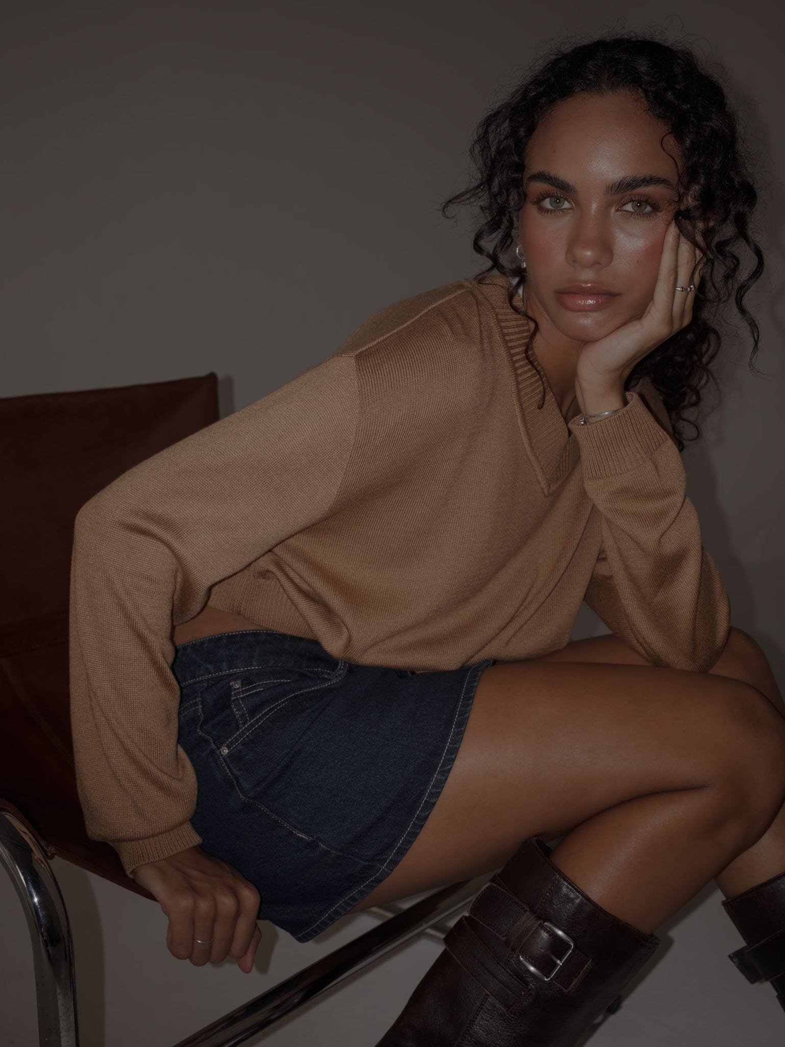 ONE HALF V-NECK KNIT SWEATER - SEPIA - imagen 3