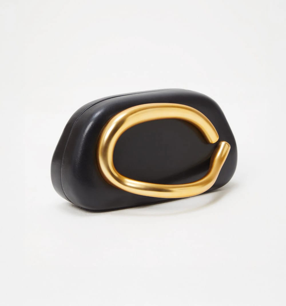 Clutch con adorno dorado - imagen 3
