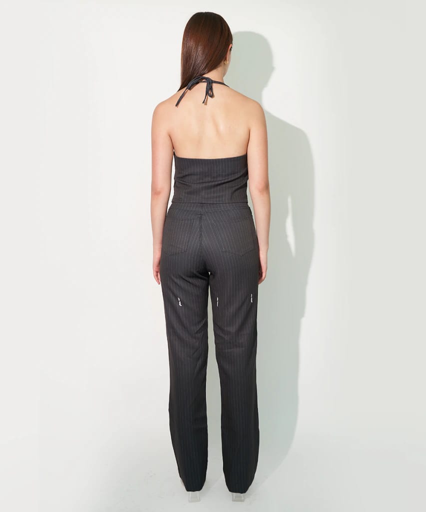 Halter Vest In Black Pinstripe - imagen 4
