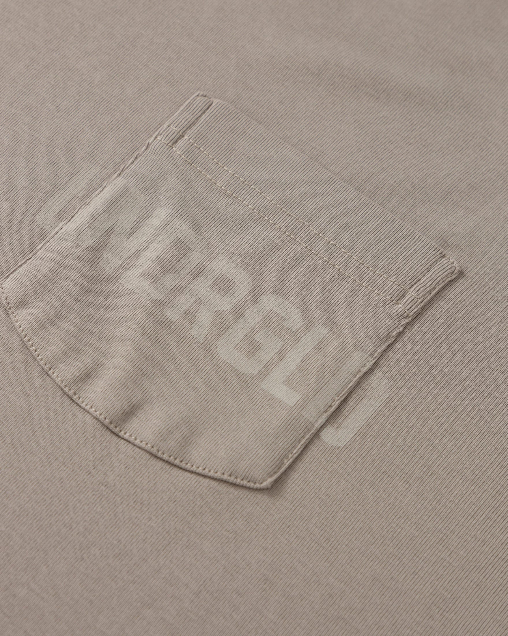 Basics UNDRGLD Boxy Fit Pocket Tshirt Light Brown - imagen 4
