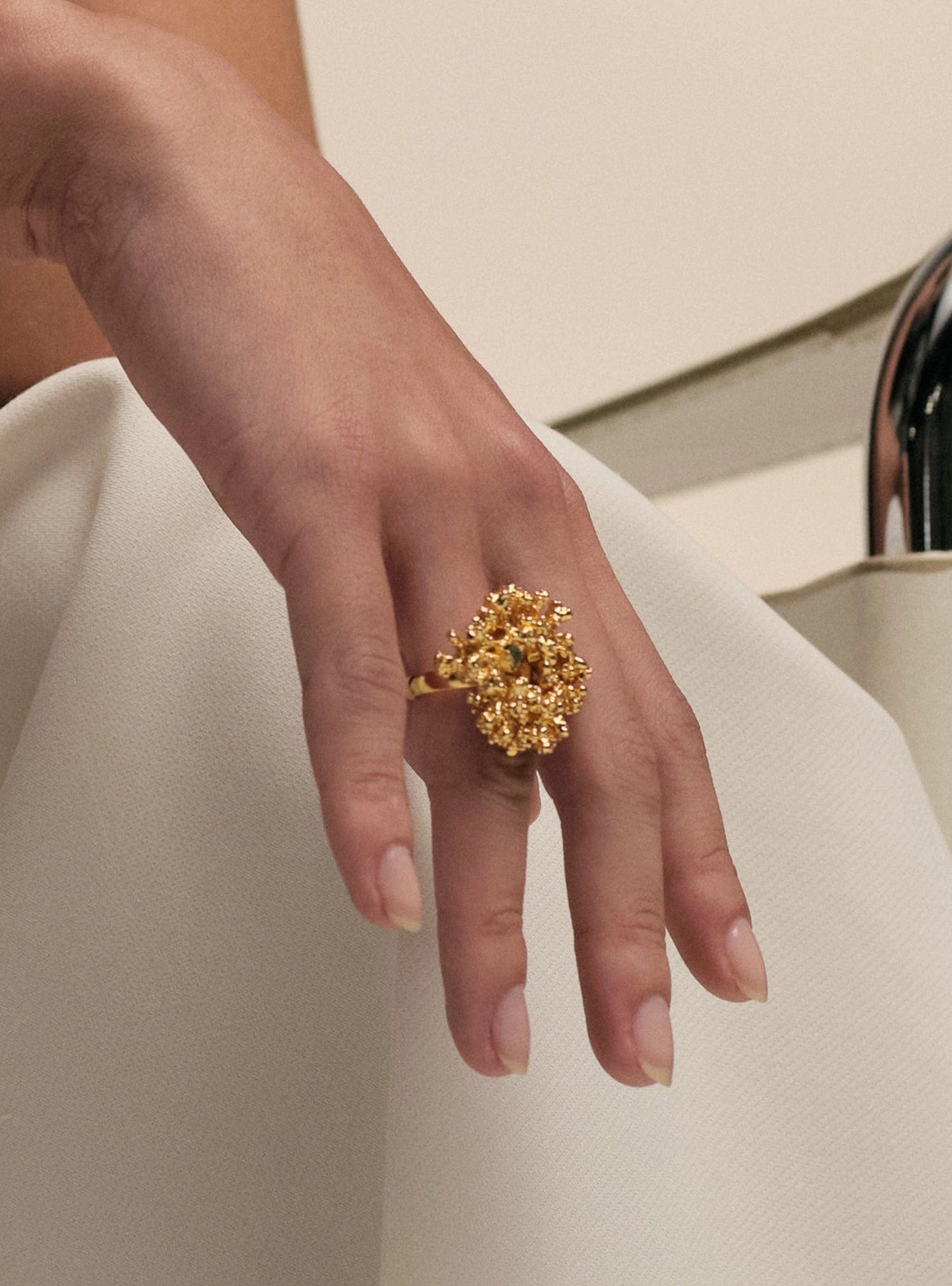 Halo Emerald Ring - imagen 3