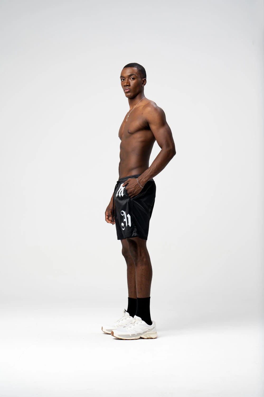 GRIM BLACK SHORTS - imagen 5