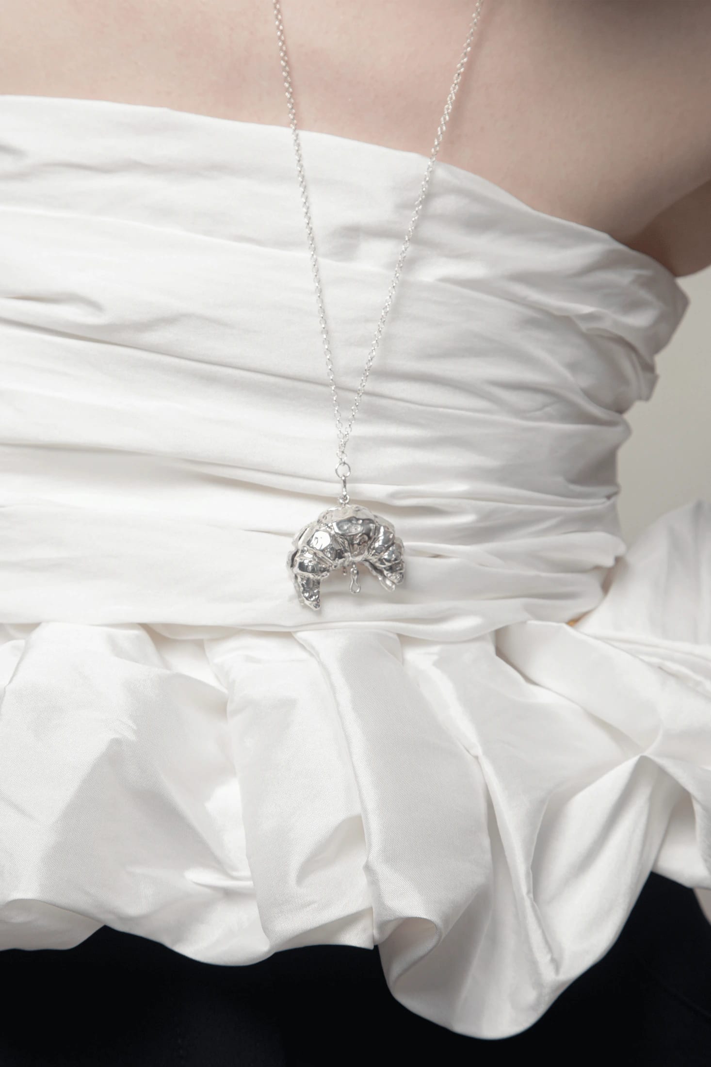 Collar Relicario Croissant Maxi - imagen 2