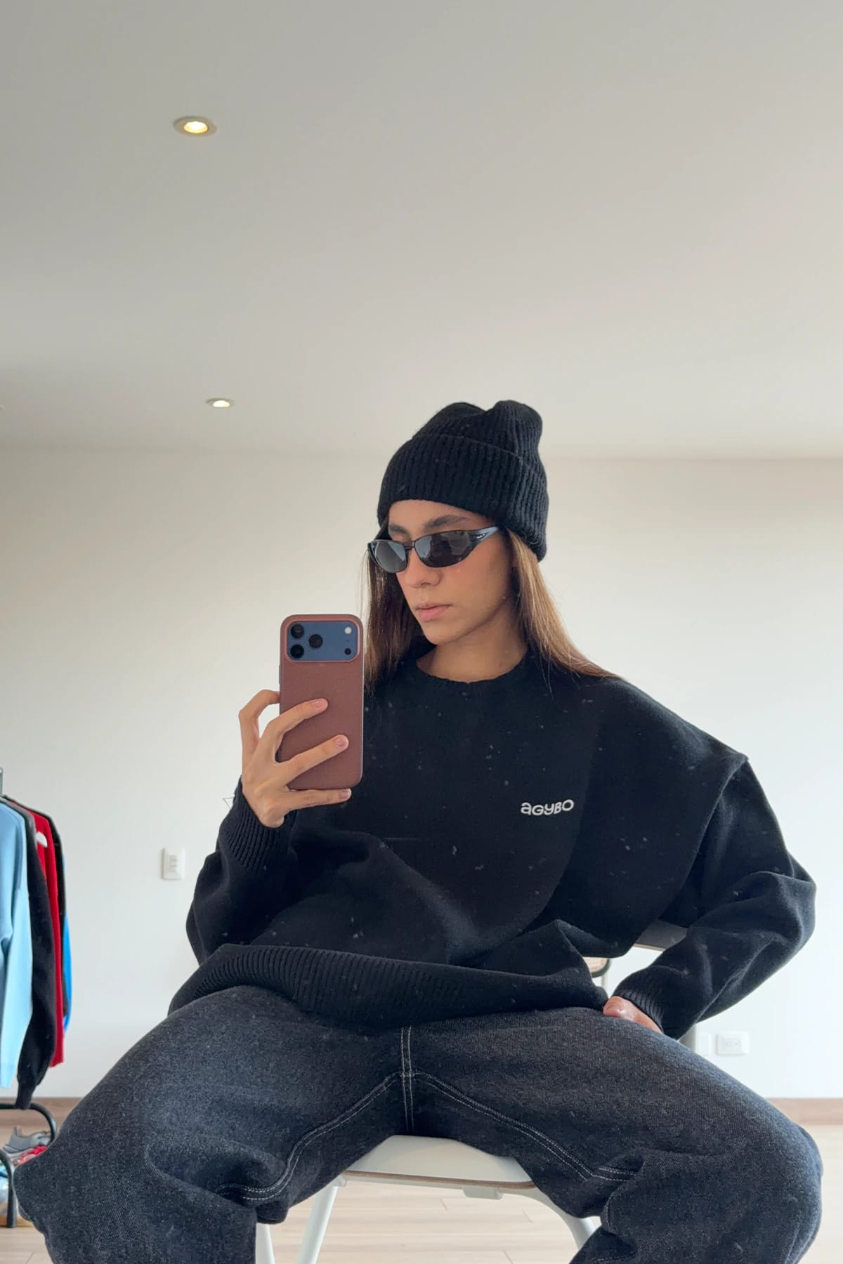 ESSENTIAL SWEATER BLACK - imagen 3