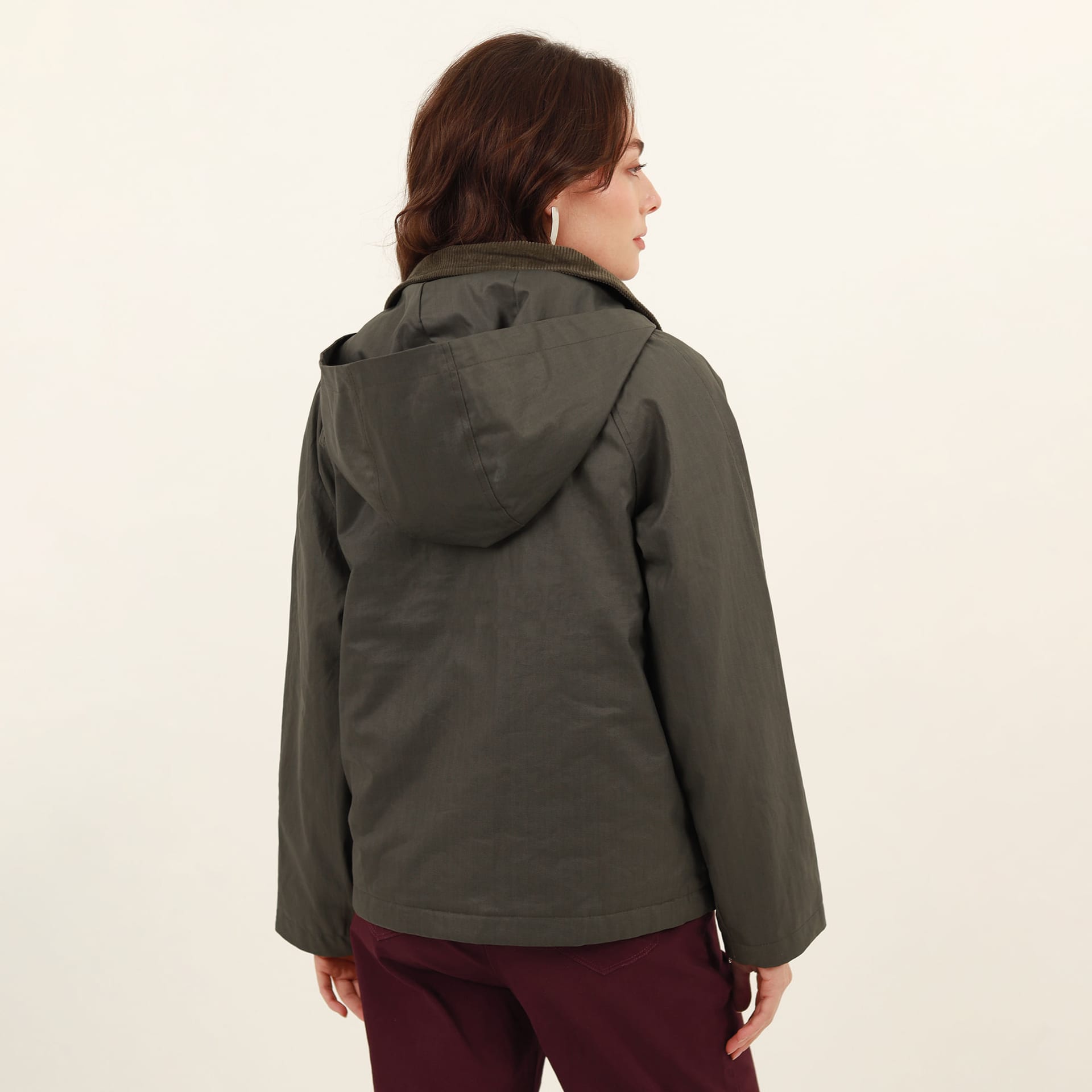 Chaqueta cazadora cuello solapa con capucha - imagen 7
