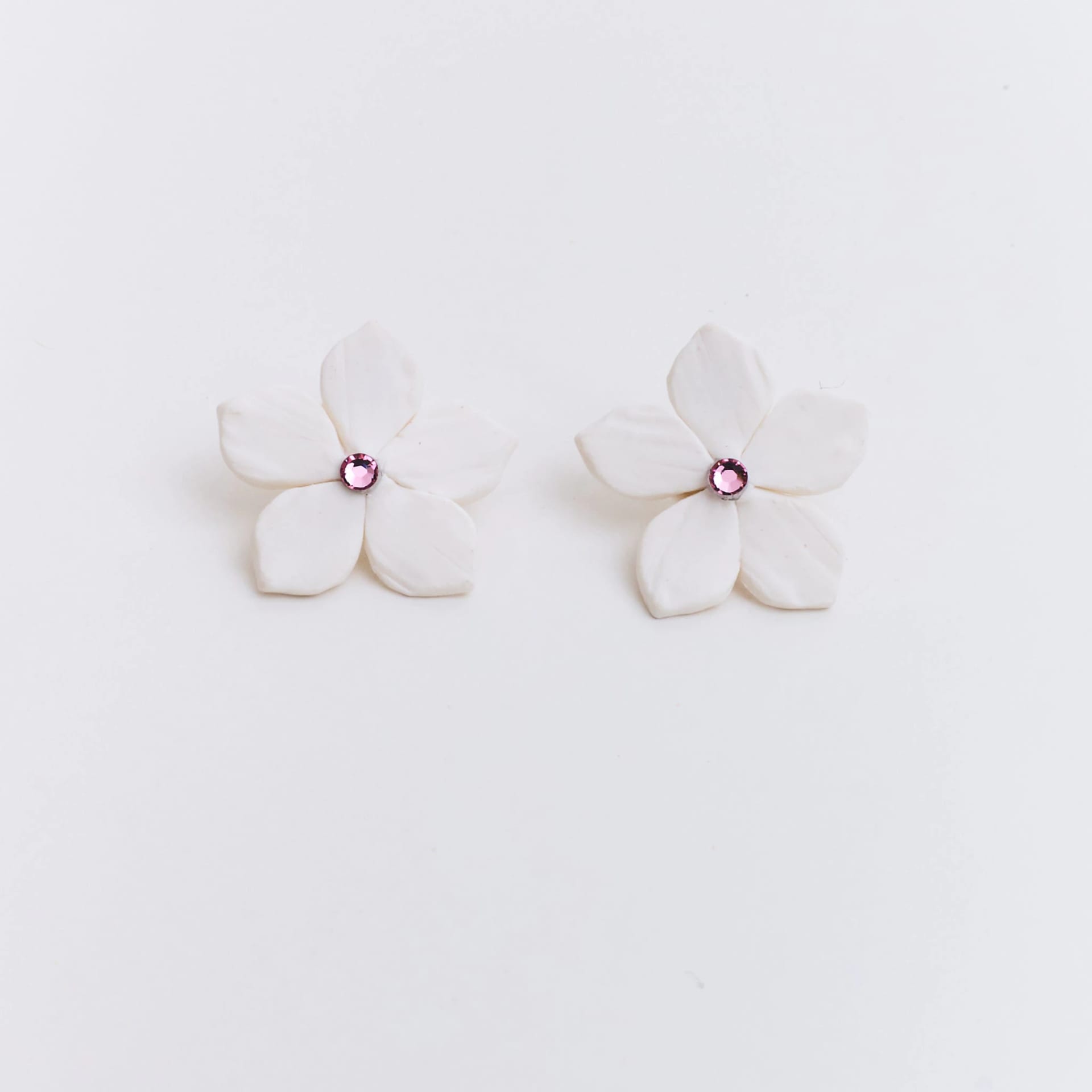 Aretes Flor de Ocobo Mini - imagen 4