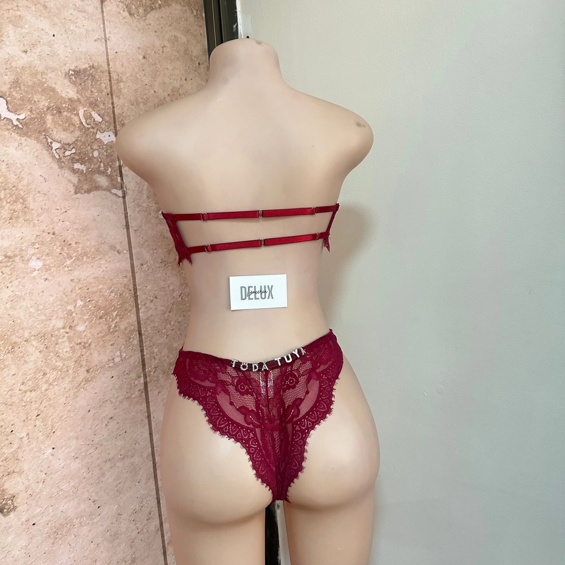 Conjunto Guinda desde - imagen 1