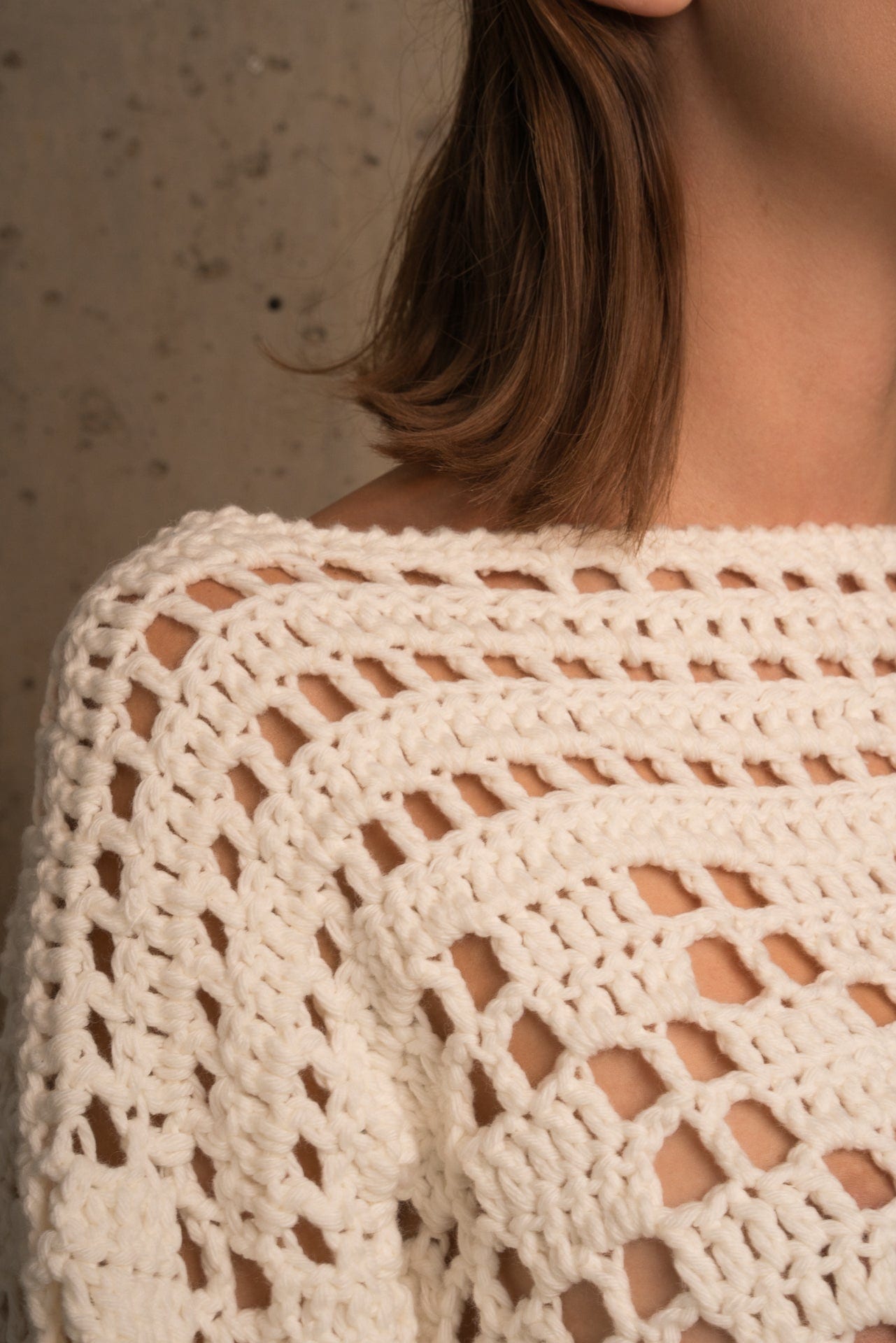 MARGARA CROCHET MESH SWEATER - imagen 4