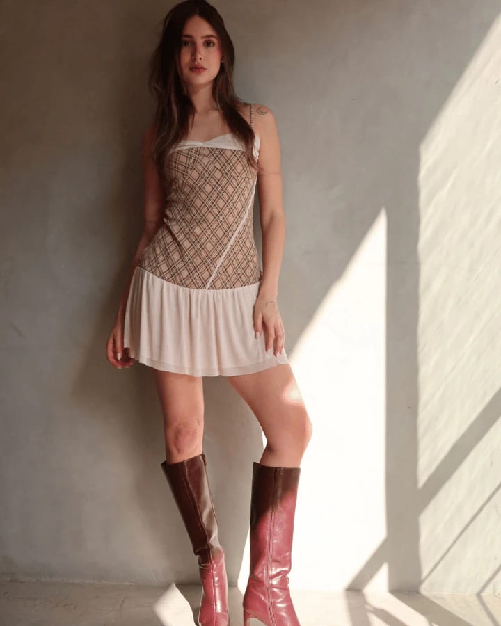 VESTIDO MINIPLAID DE CUADROS CON CORSET CREMA - imagen 11